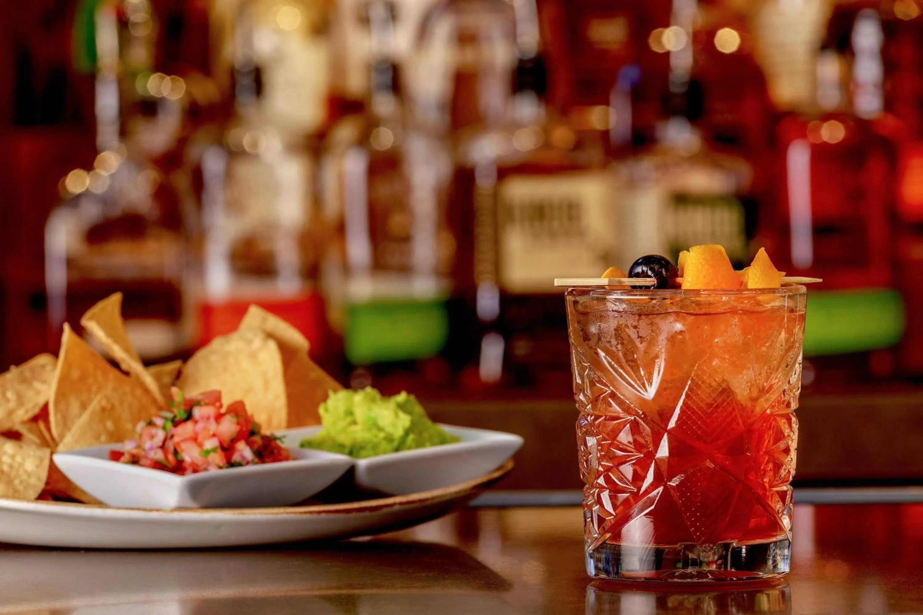 Restaurant/places to eat in Boston Marriott Long Wharf