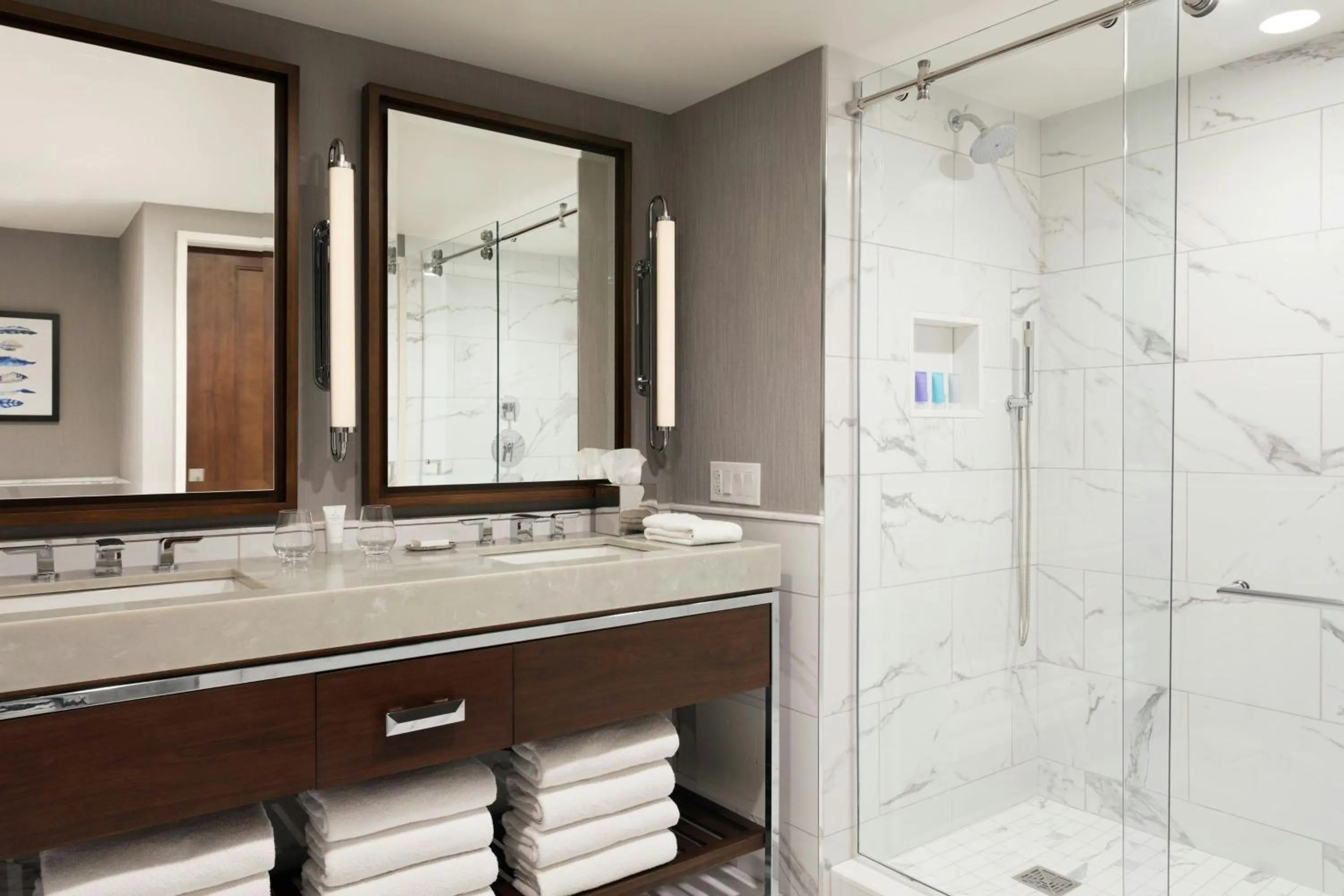 Bathroom in Boston Marriott Long Wharf