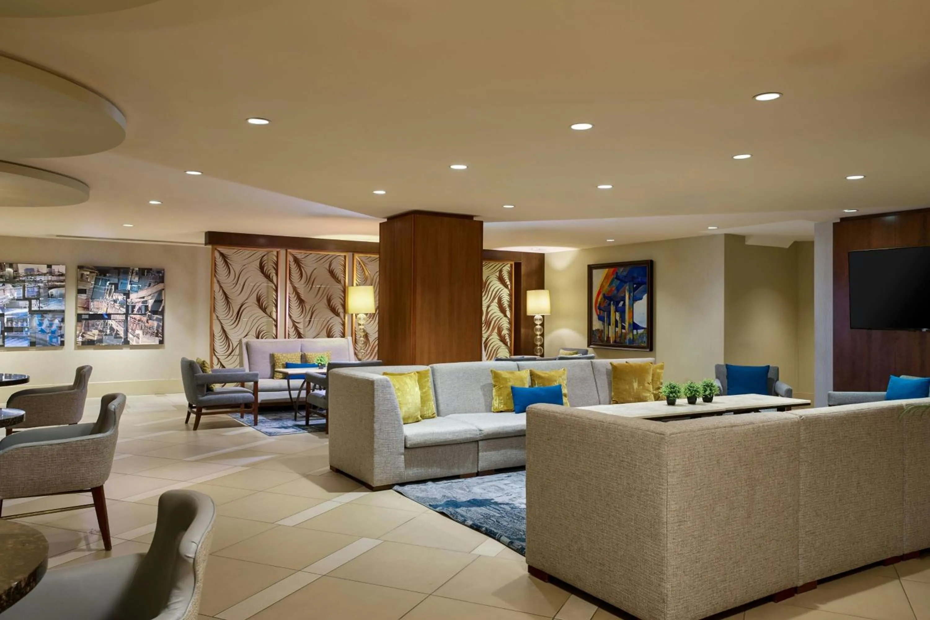 Lobby or reception in Marriott Chicago O’Hare