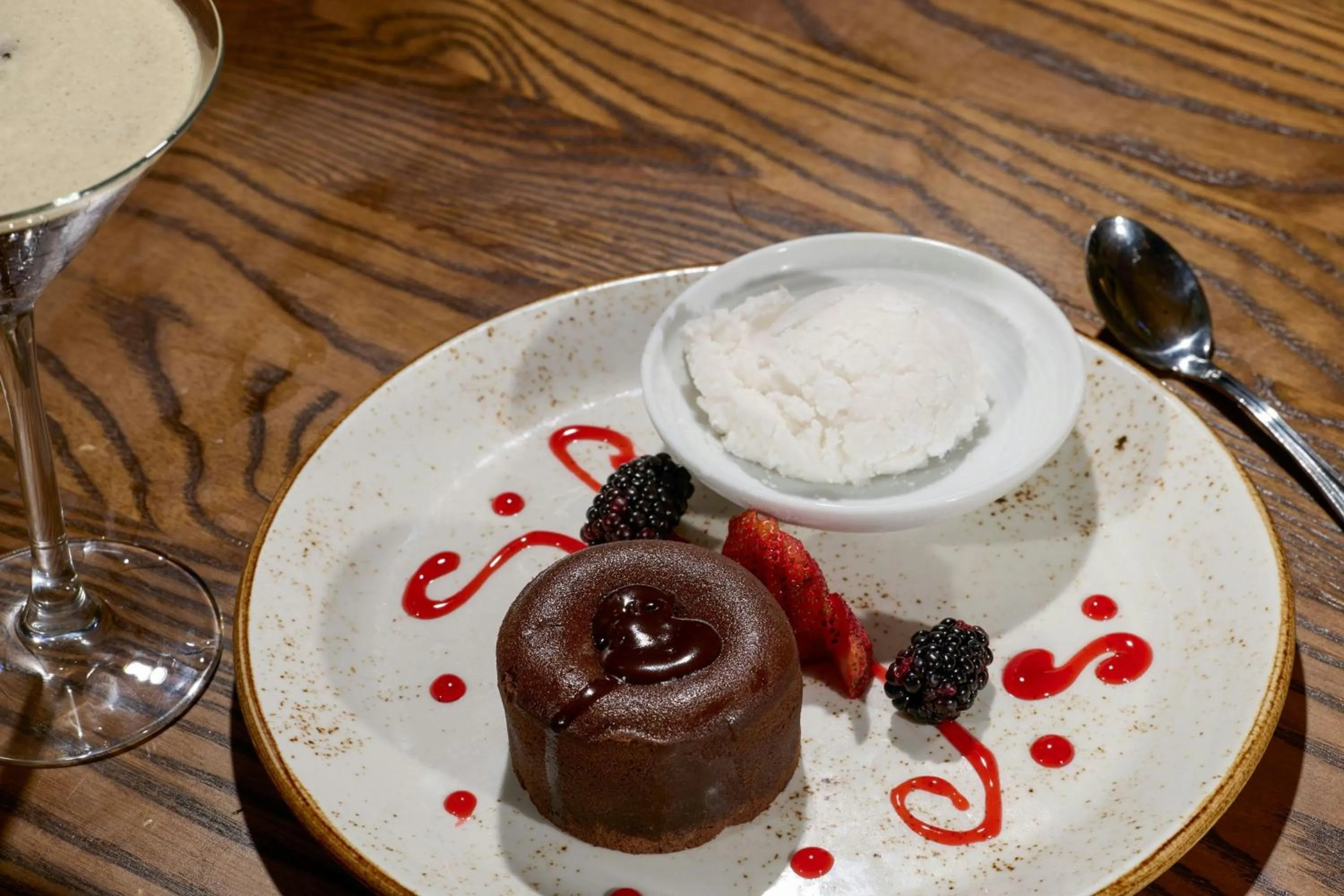 Restaurant/places to eat in Marriott Chicago O’Hare