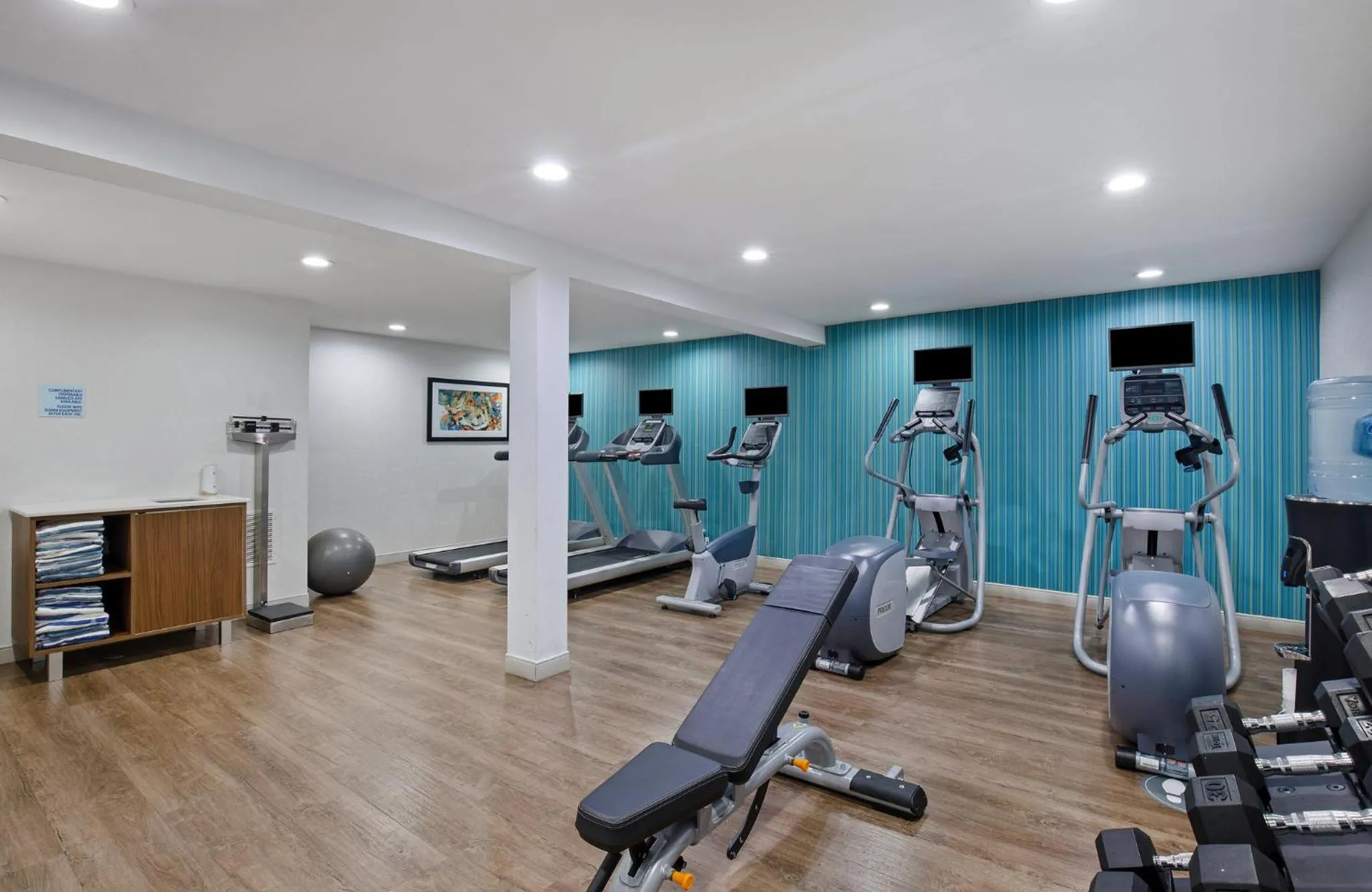 Spa and wellness centre/facilities in Holiday Inn Express & Suites Locust Grove by IHG