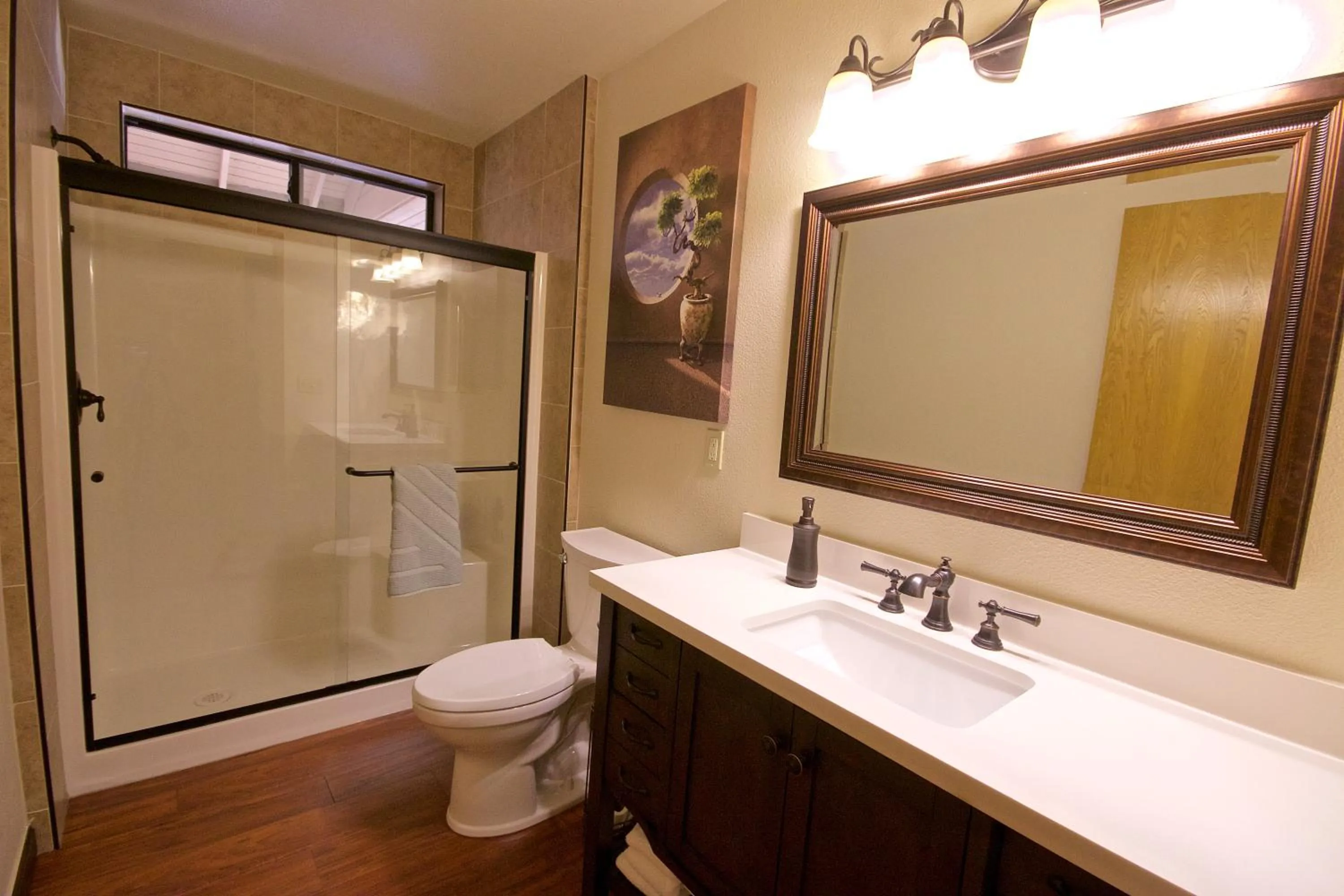 Bathroom in Mountain View Playhouse Near Yosemite & Bass Lake