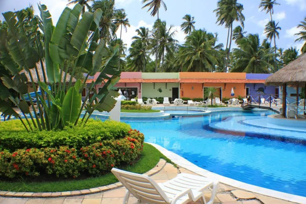 Swimming pool in Praia Dourada Resort Maragogi
