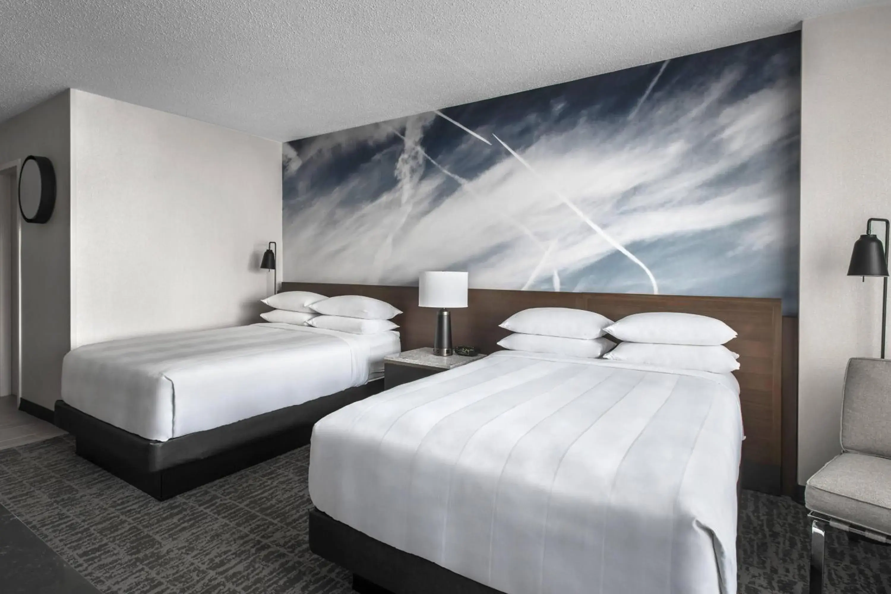 Double Room with Two Double Beds in Newark Liberty International Airport Marriott Double Room with Two Double Beds in Newark Liberty International Airport Marriott