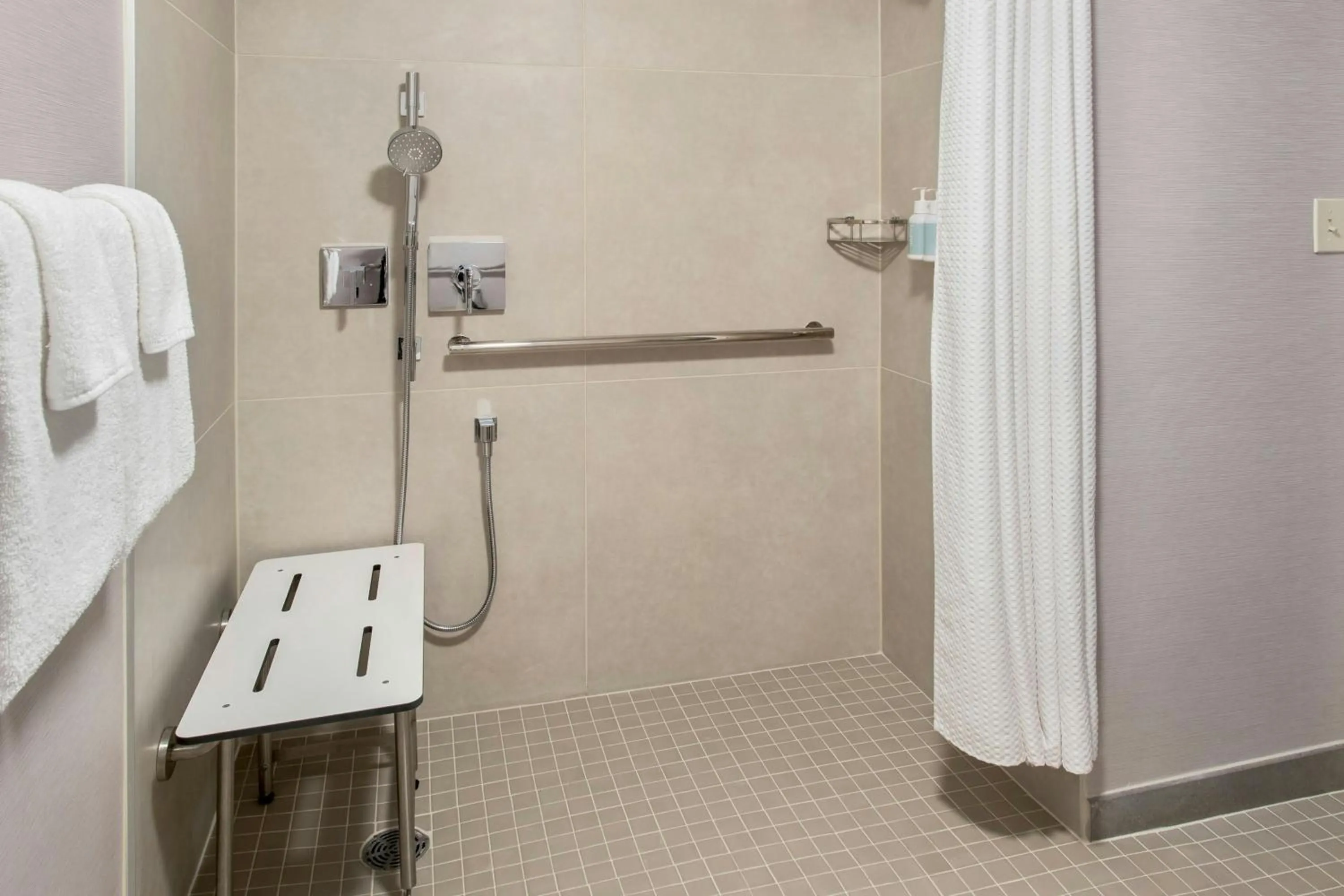 Bathroom in Courtyard Newark Liberty International Airport