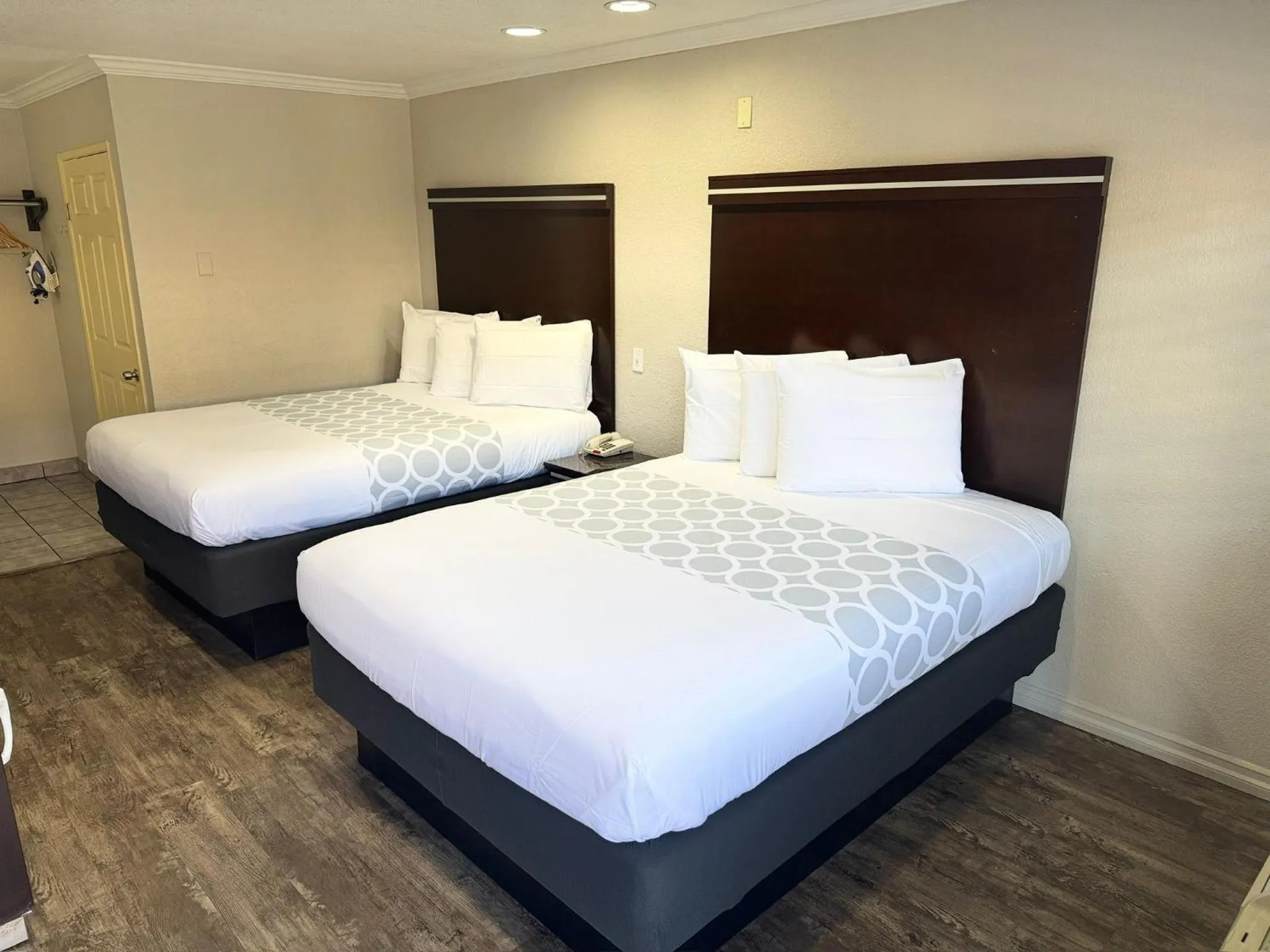 Bed in Rodeway Inn Lemon Grove San Diego East