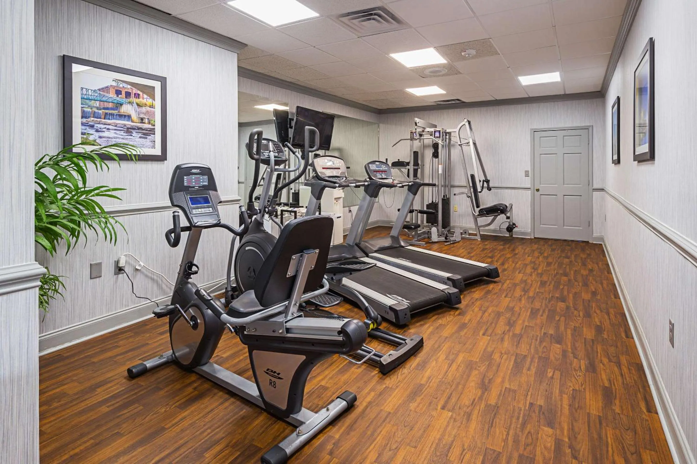 Fitness centre/facilities in Quality Inn & Suites Greenville - Haywood Mall