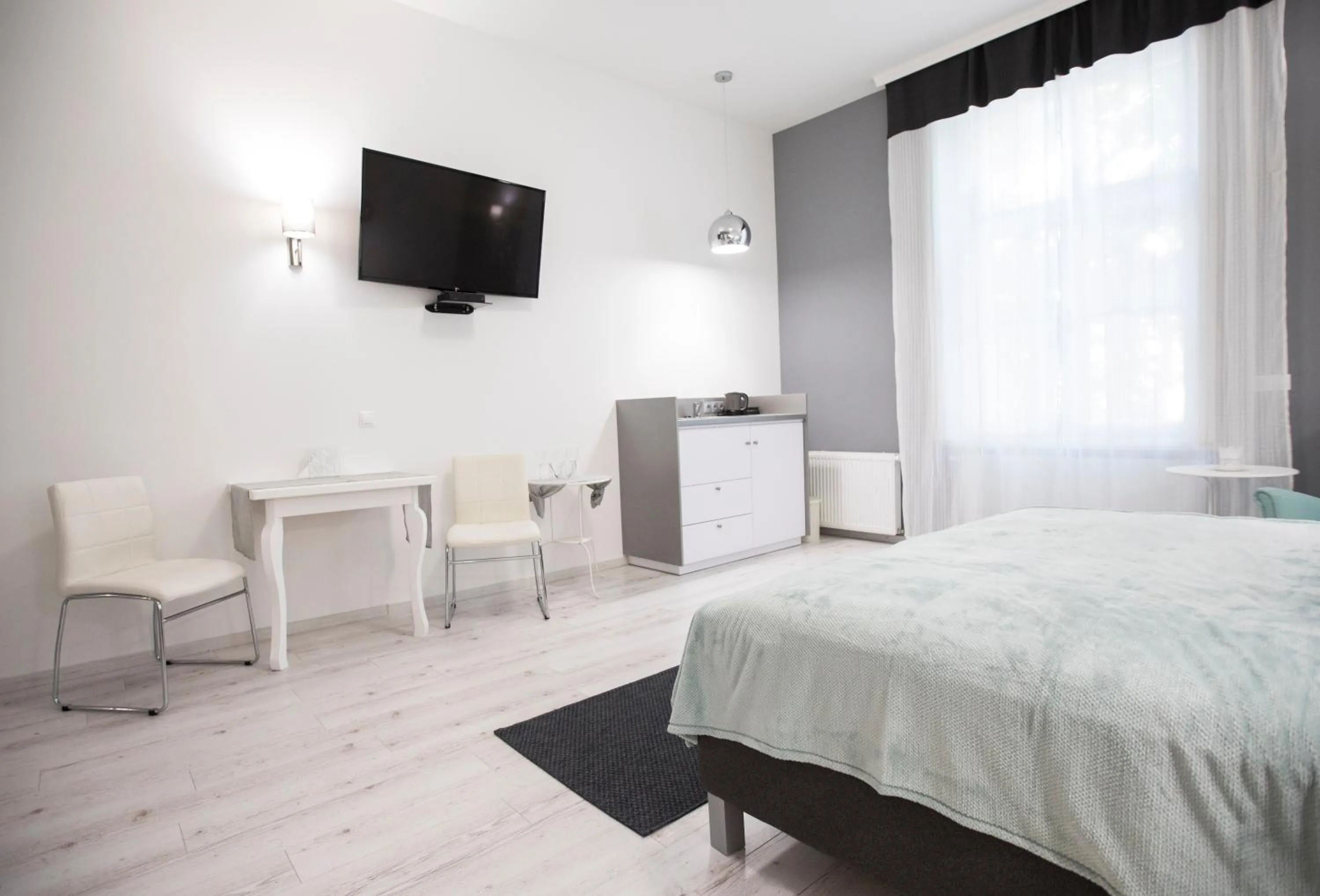 TV and multimedia, Bed in City Center Stúdió Apartmanok