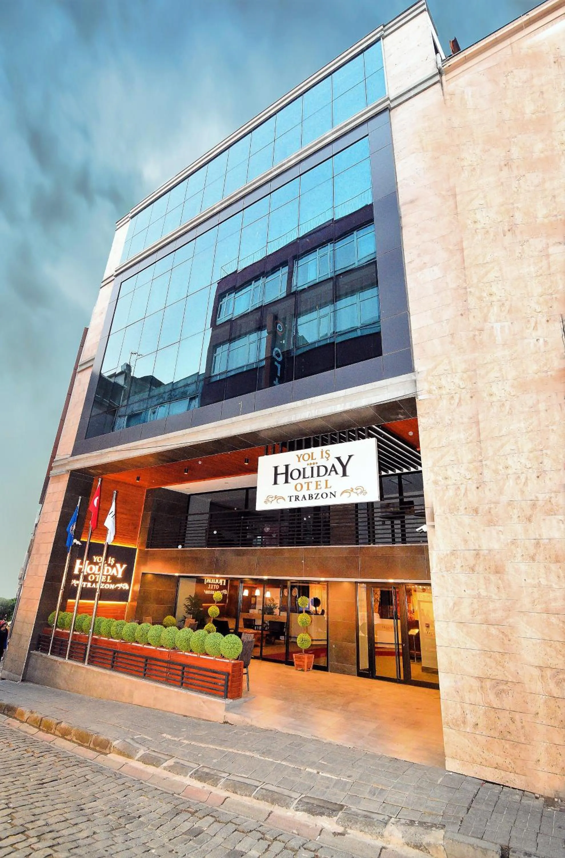 Property building in Yol Is Holiday Trabzon