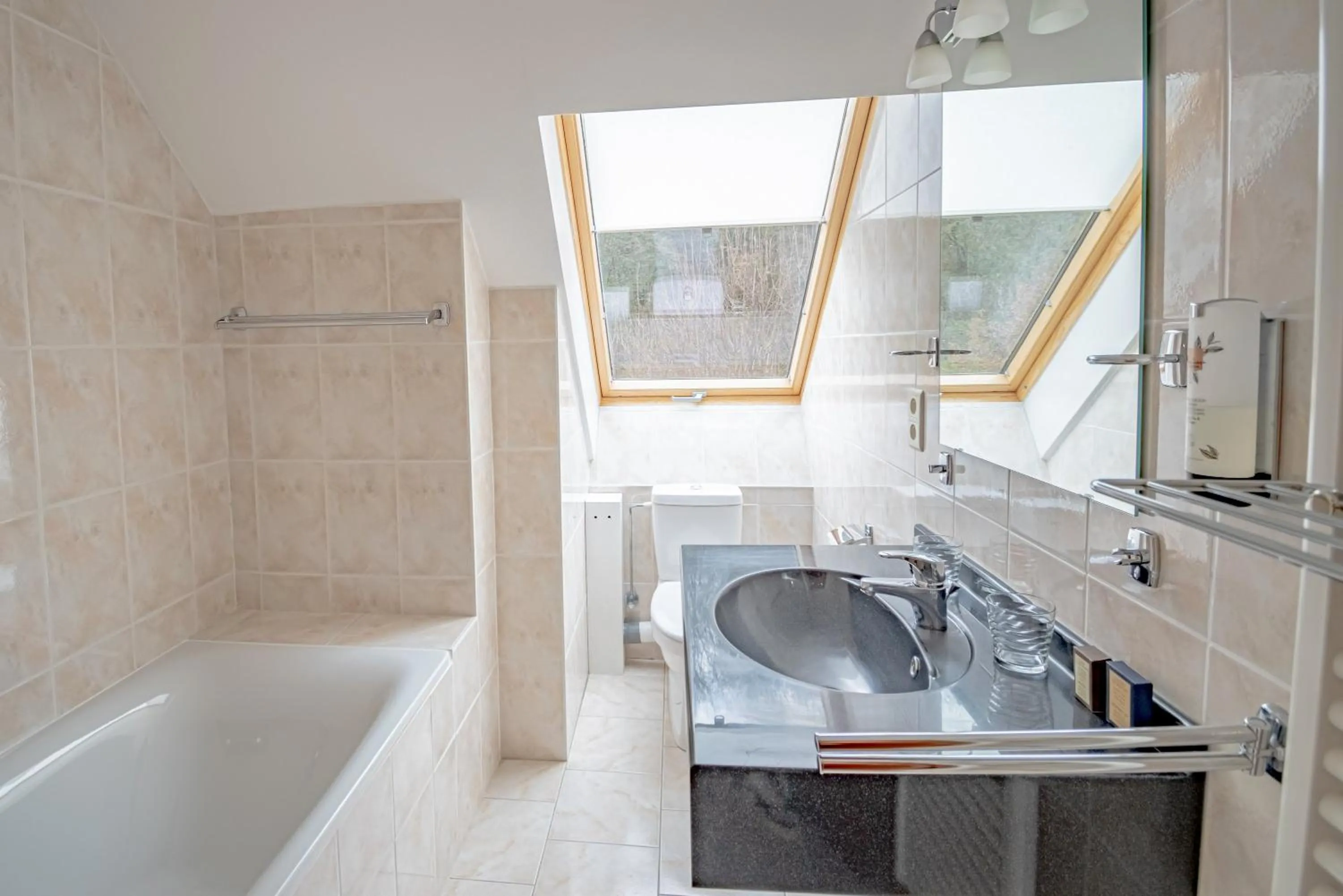 Bathroom in Hotel des Comtes Durbuy