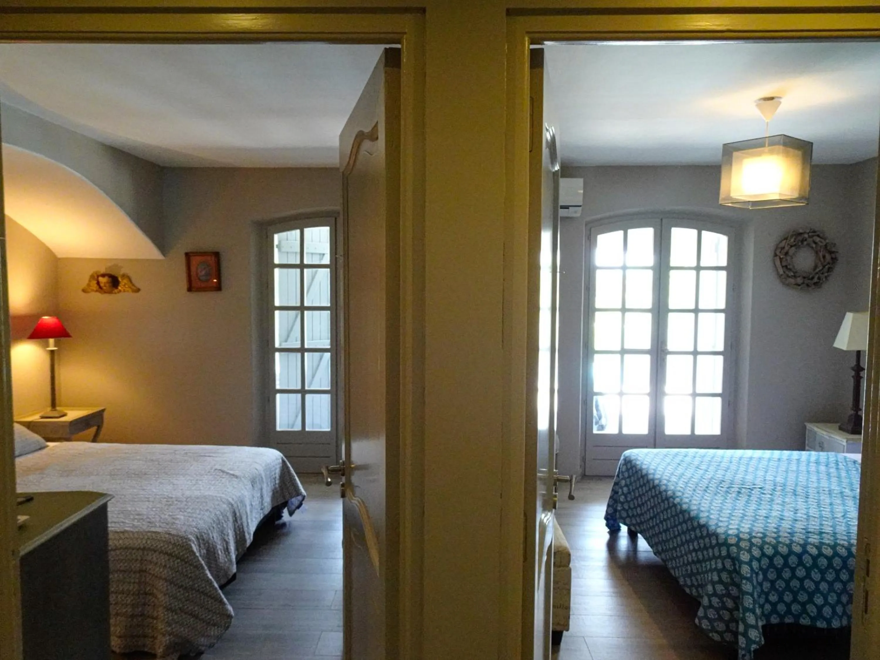 Bed in Belle maison avec piscine dans les hauteurs à Saint Raphael