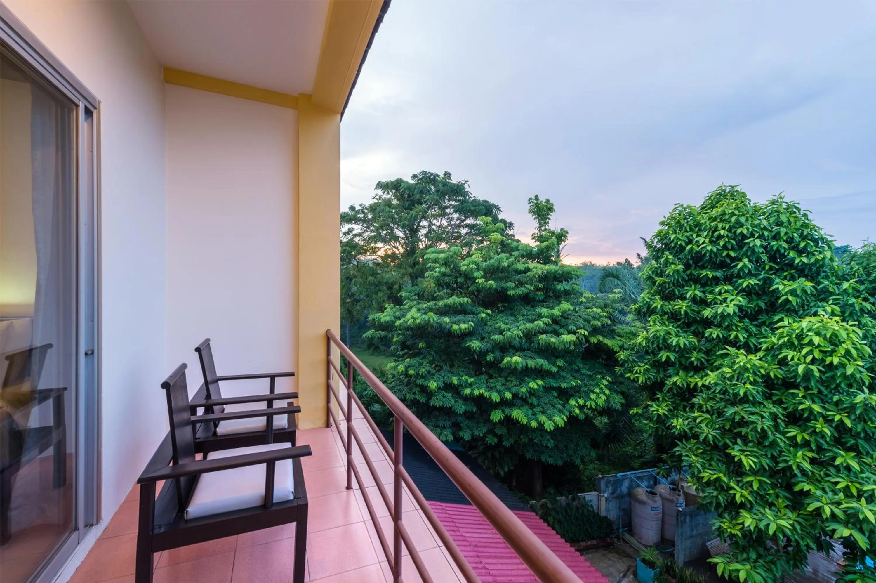 Lanta Thip House by Swiss-Belhotel - SHA Plus