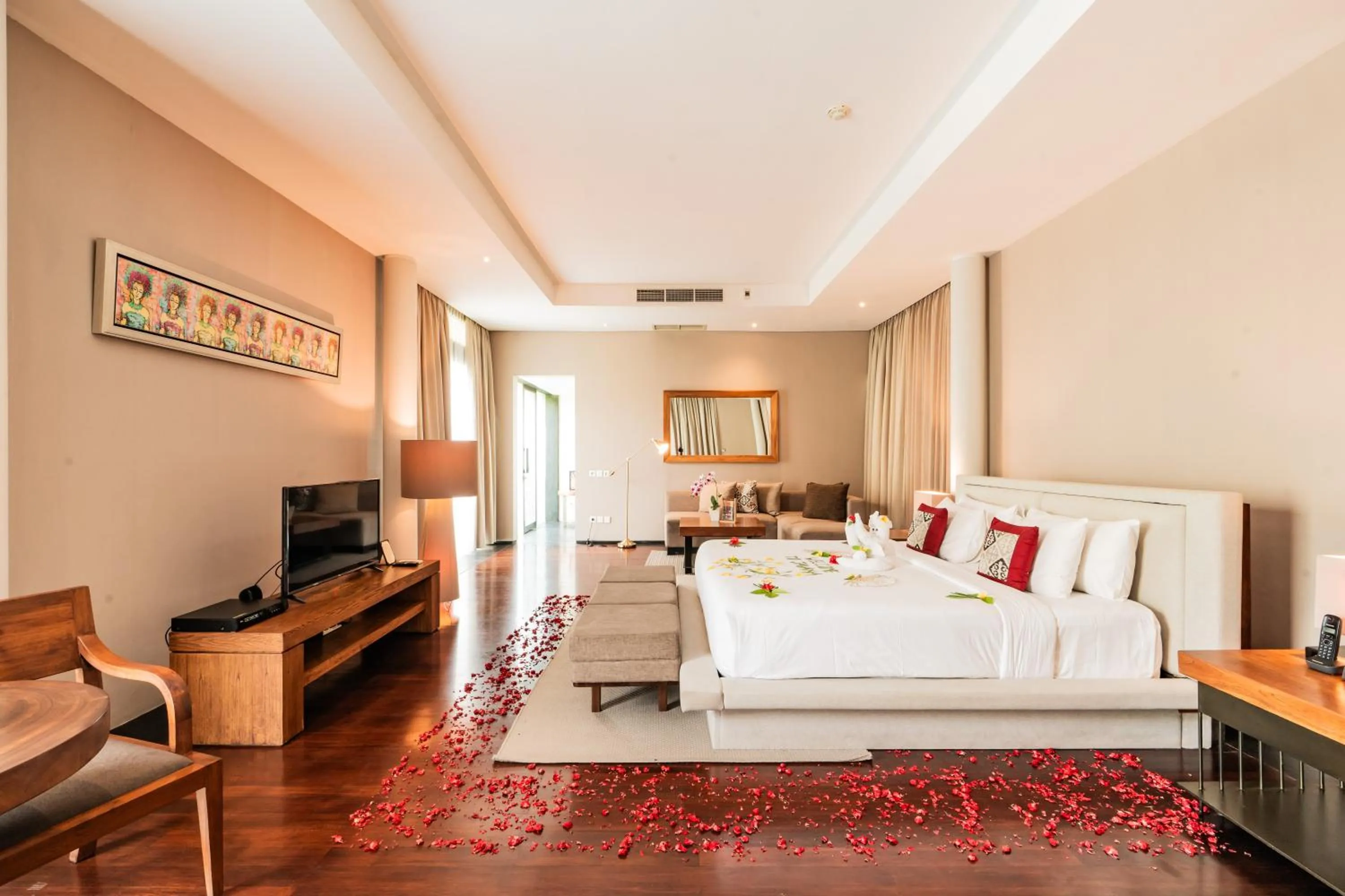 Bed in Javana Royal Villas