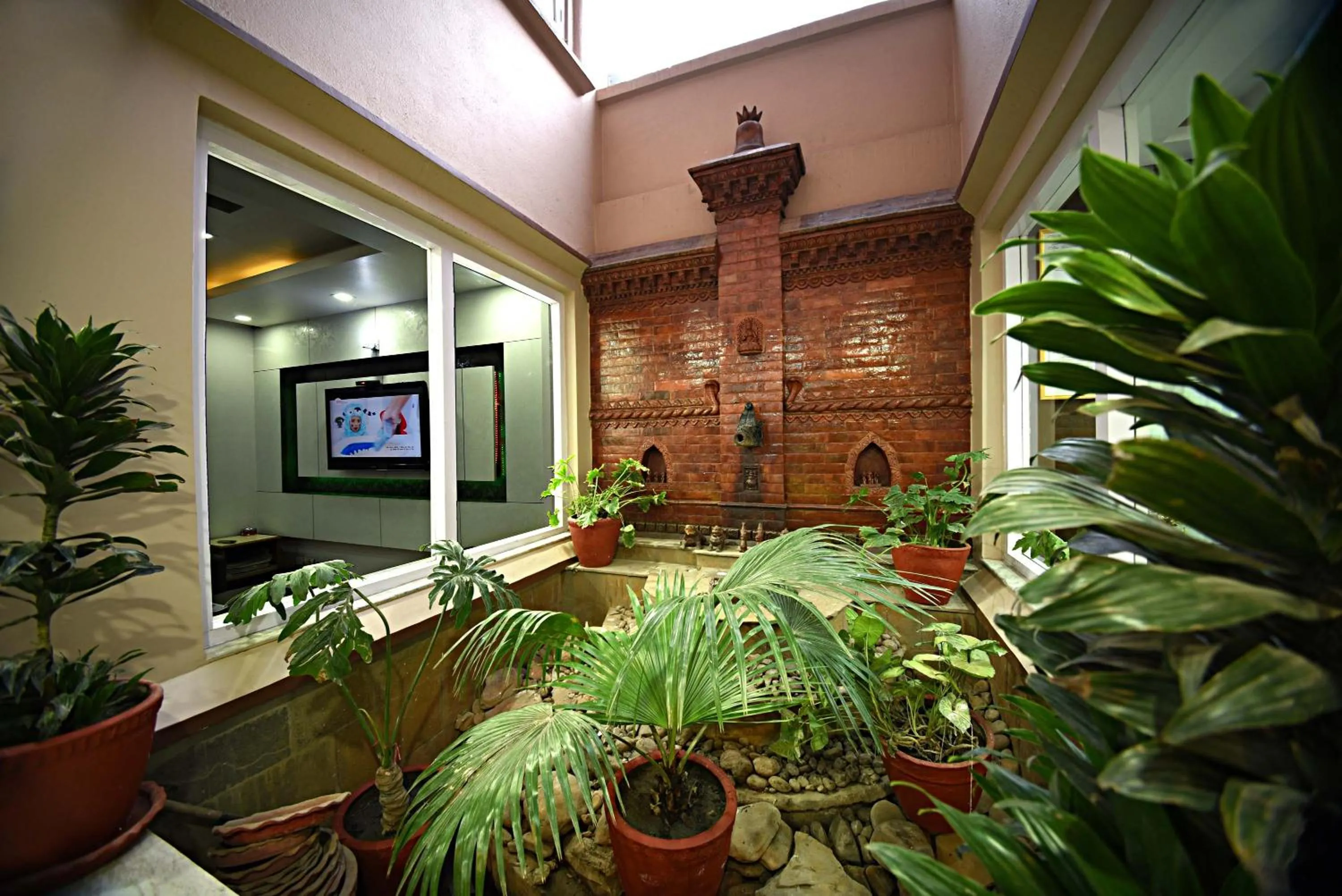 Area and facilities in Greatwall International Hotel