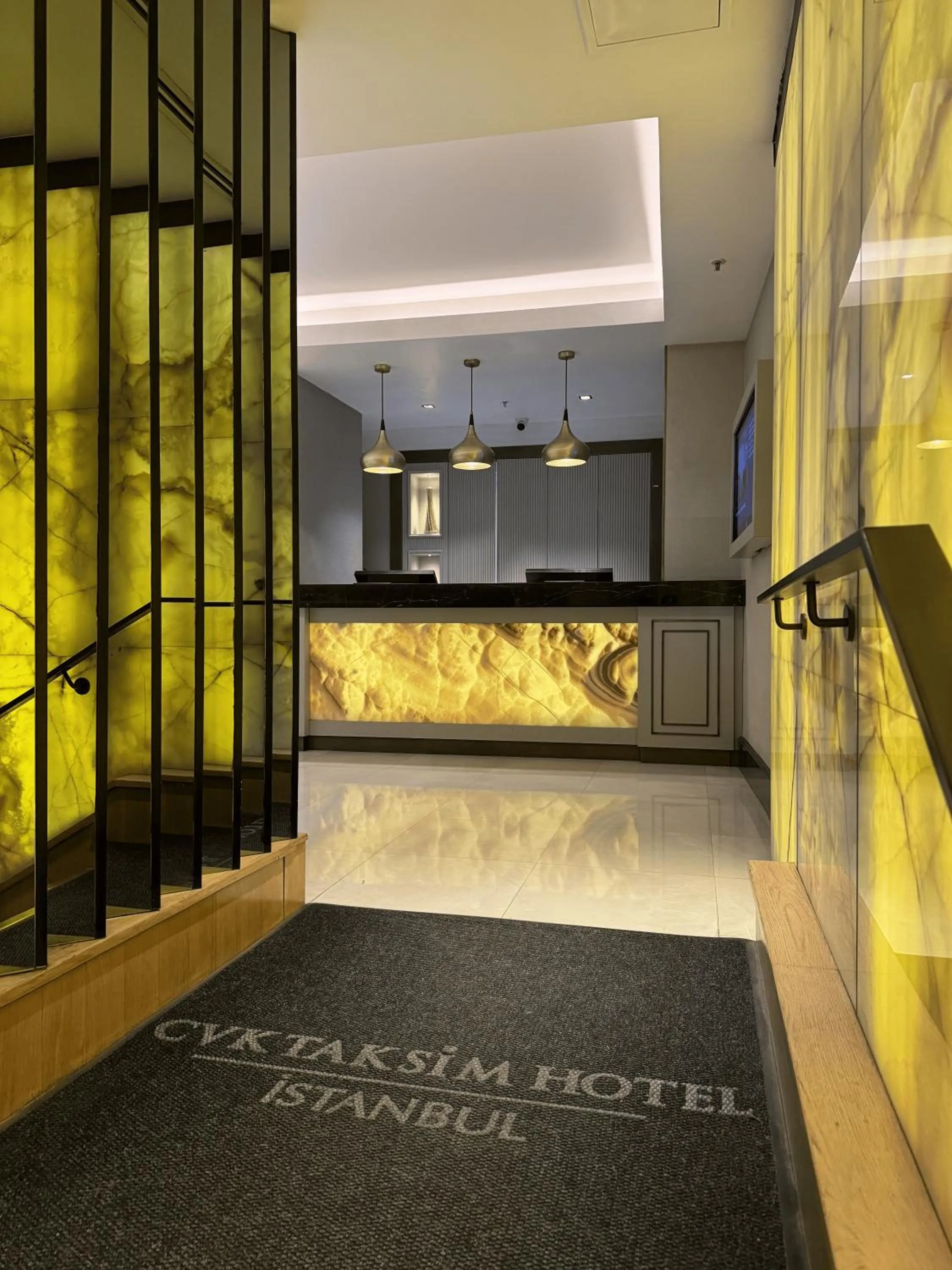 Lobby or reception in CVK Taksim Hotel Istanbul