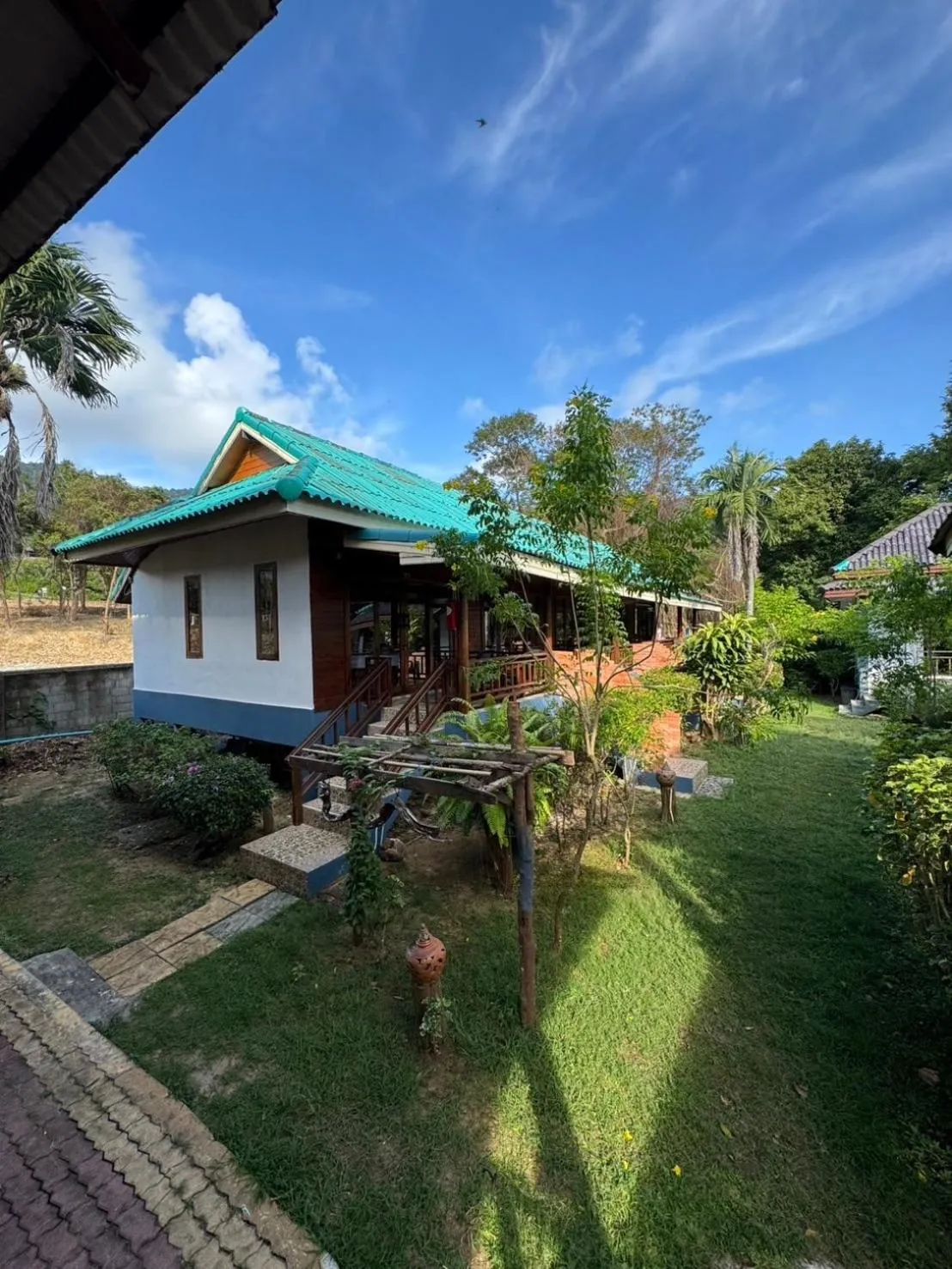 Property building in Kantiang Bay View Resort