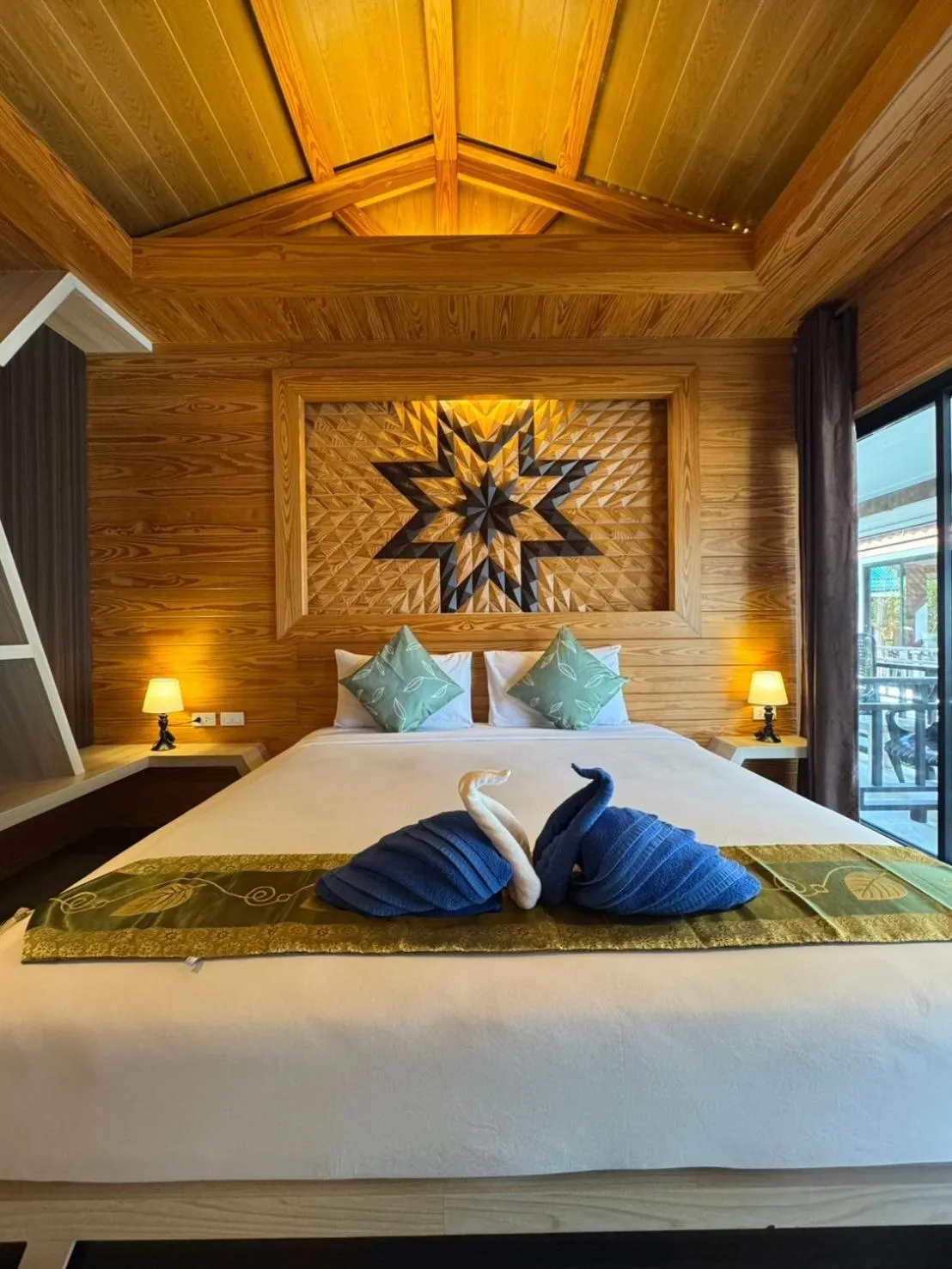 Bedroom, Bed in Kantiang Bay View Resort