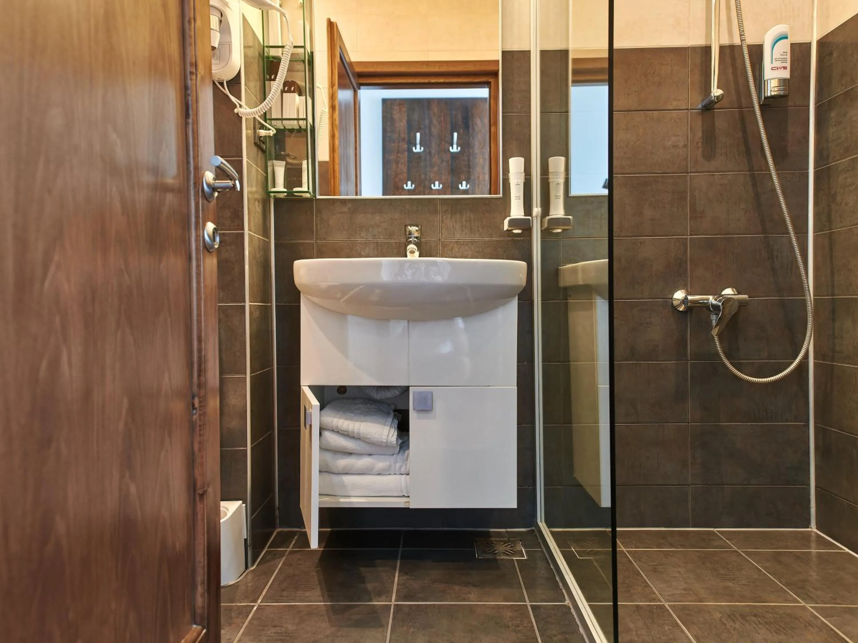 Bathroom in Hotel EMD