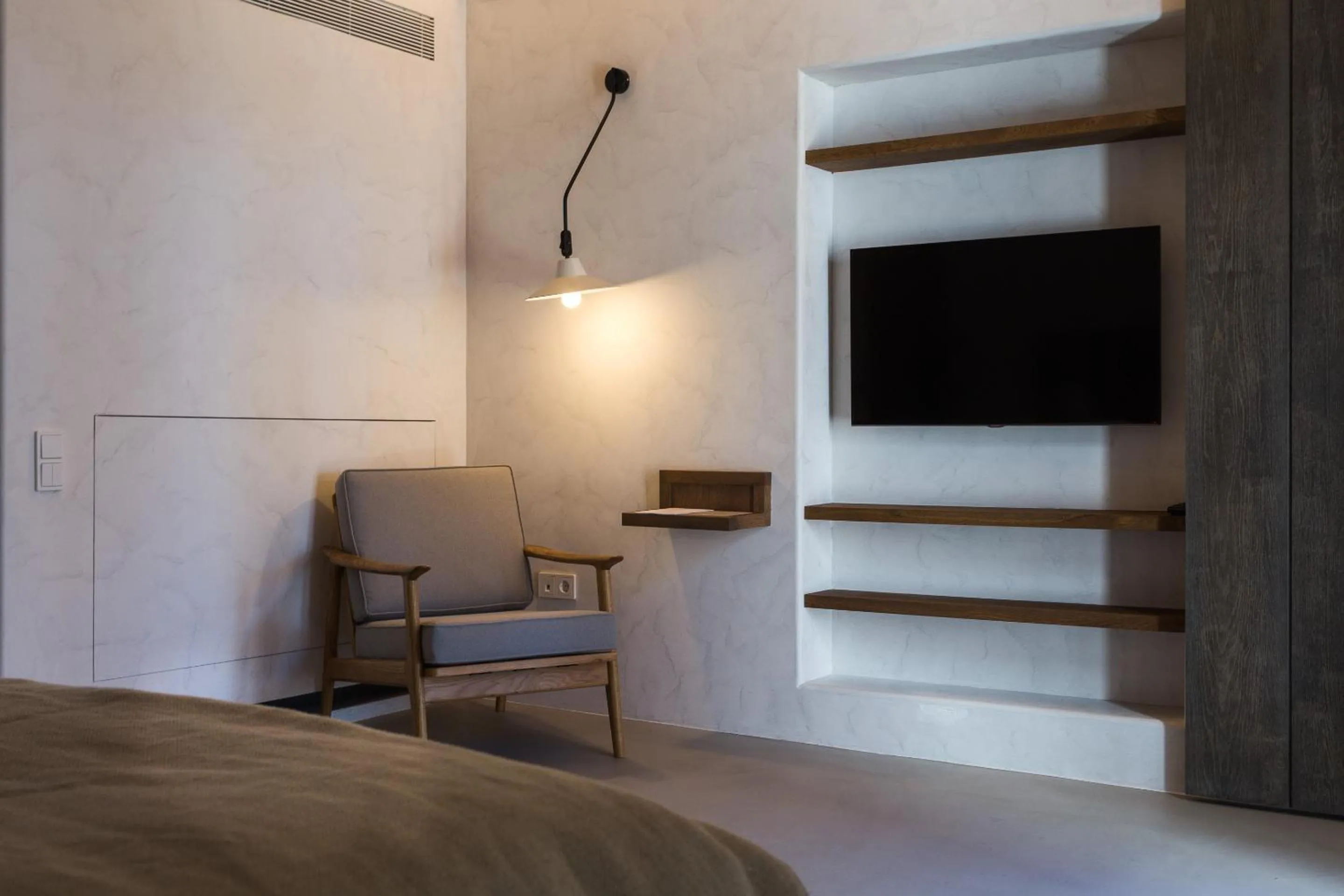TV and multimedia, Bed in Branco Mykonos