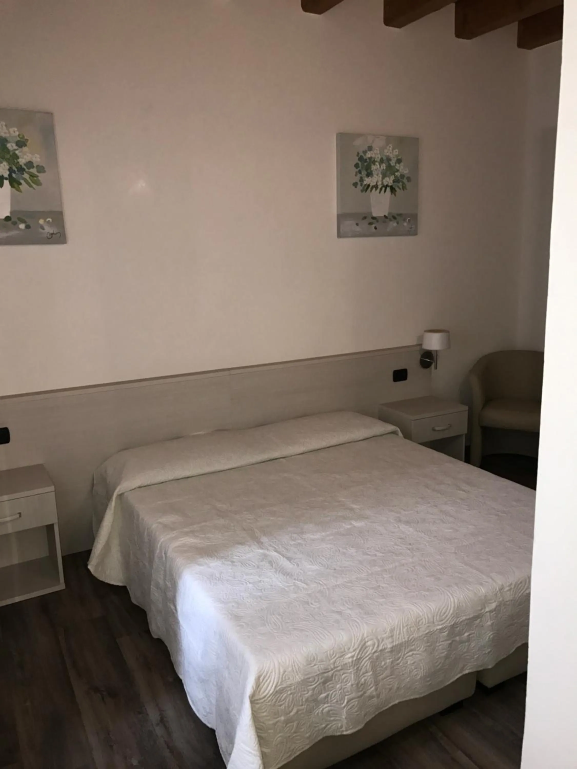 Bed in Residence Eremitani