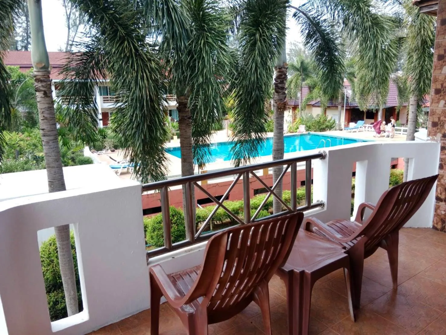 D.R. Lanta Bay Resort