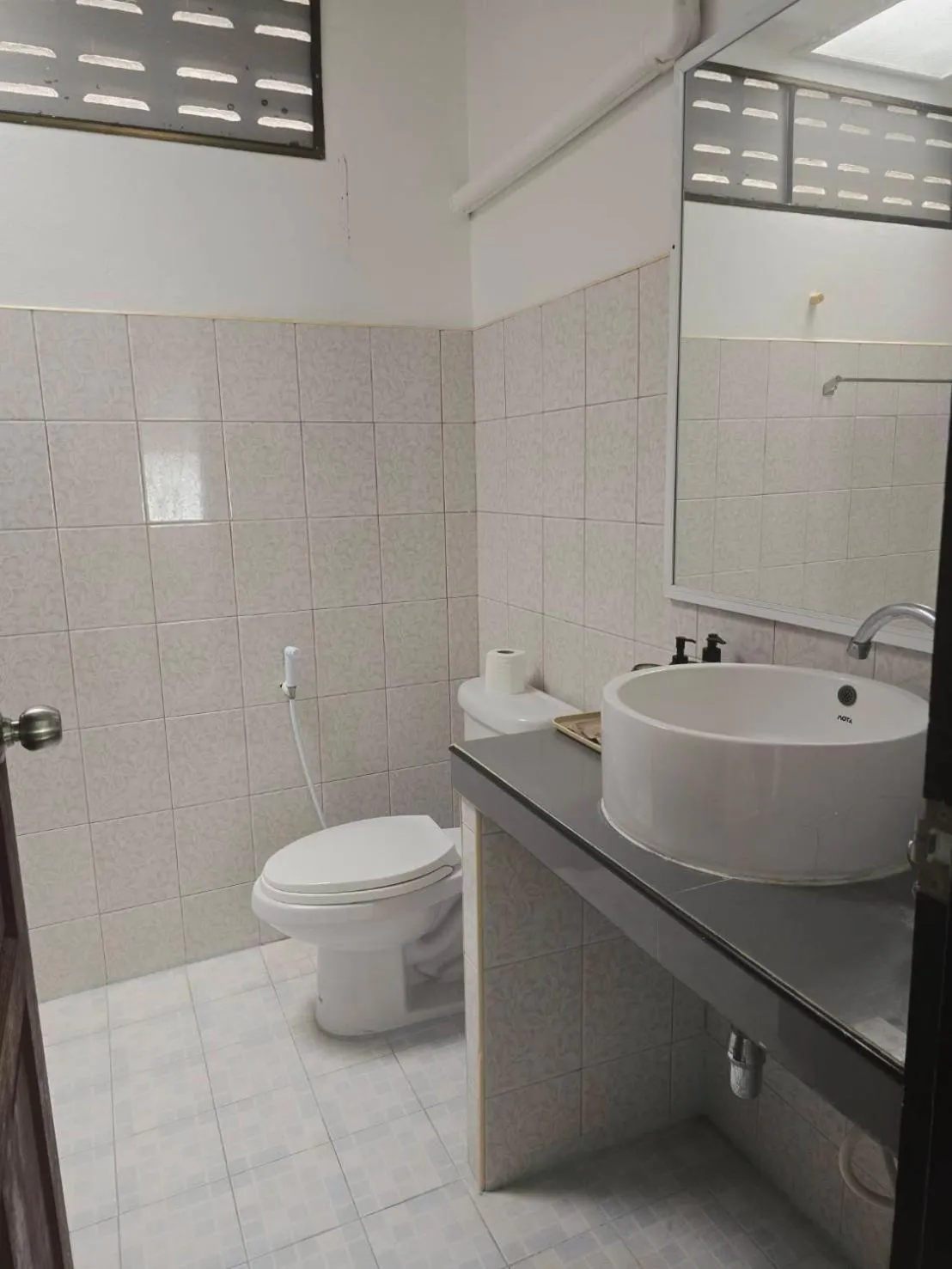 D.R. Lanta Bay Resort