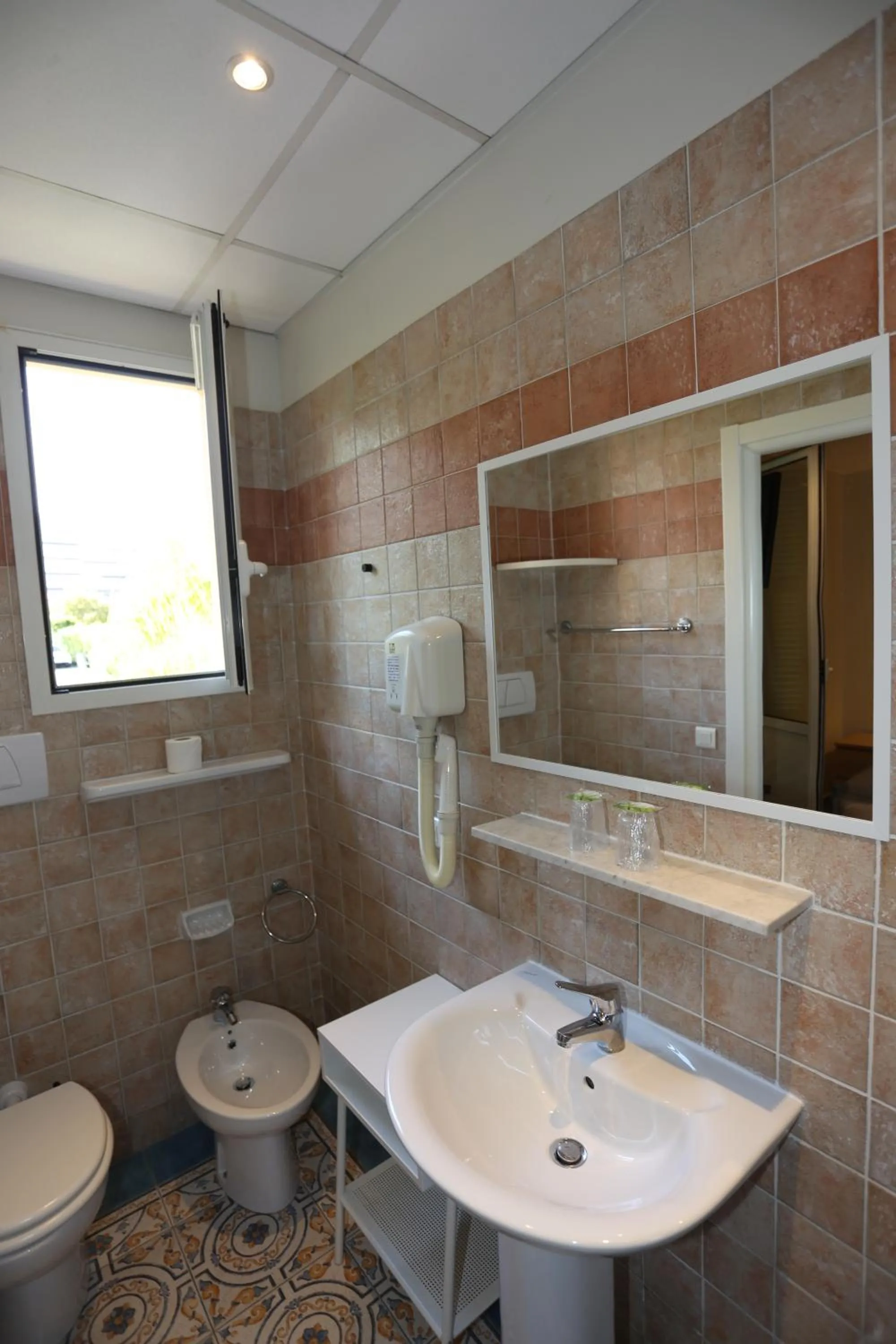 Property building in Hotel Pavillon Imperial