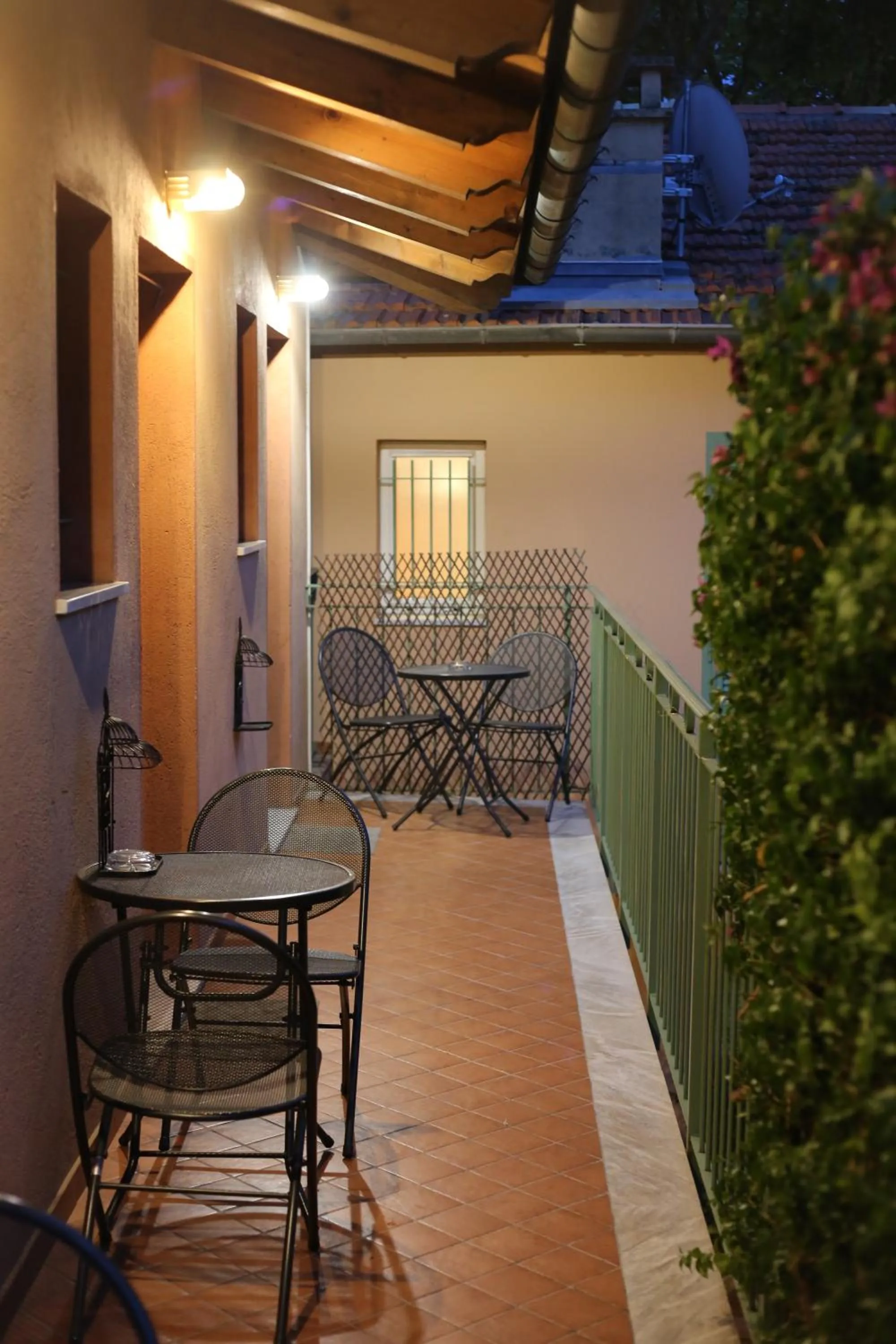 Patio in Hotel Pavillon Imperial