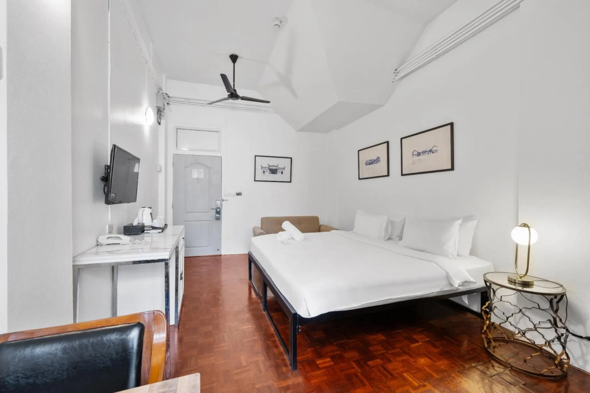 Bed in River View Residence