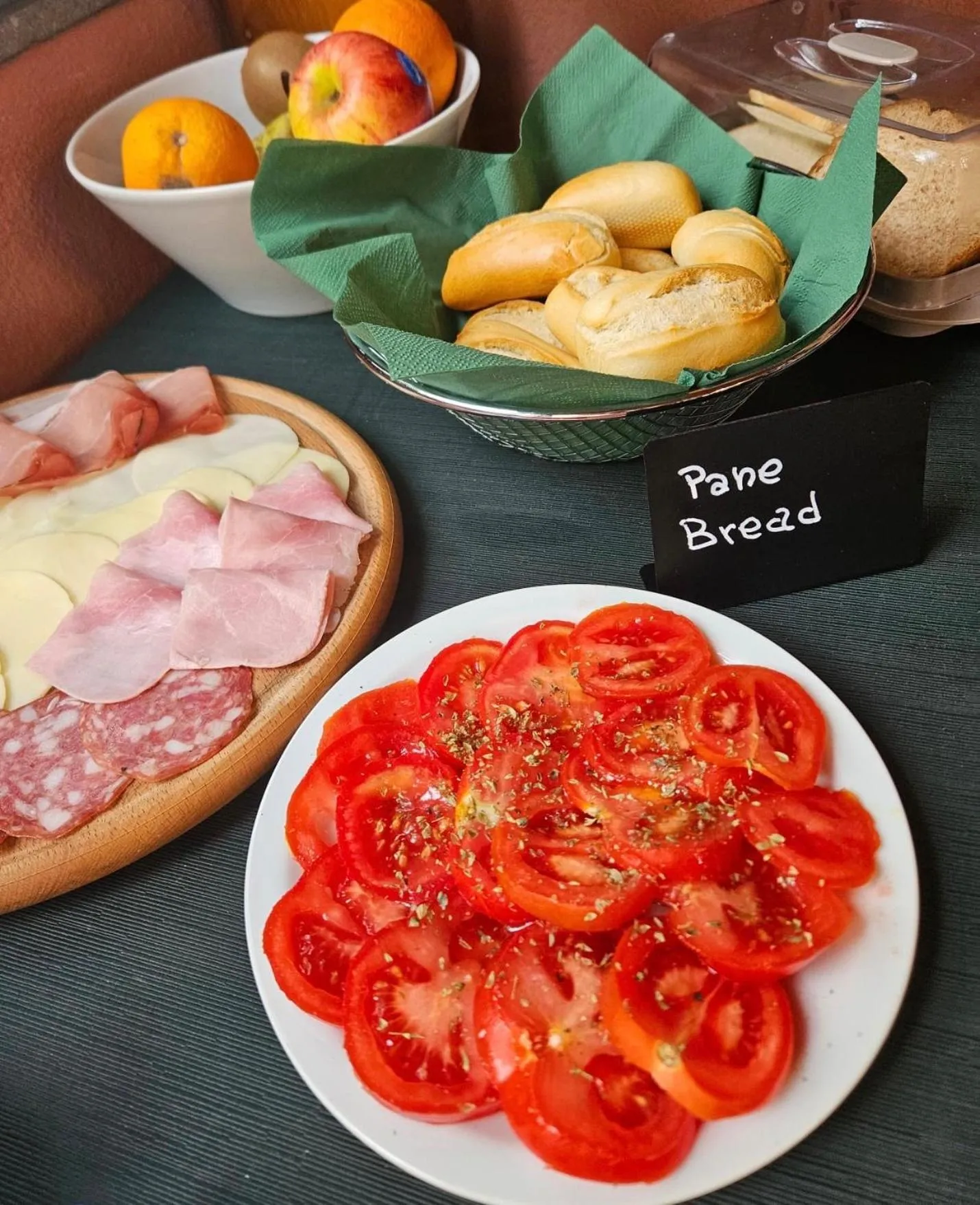 Food and drinks in ALHAMBRA - Guest House di Charme