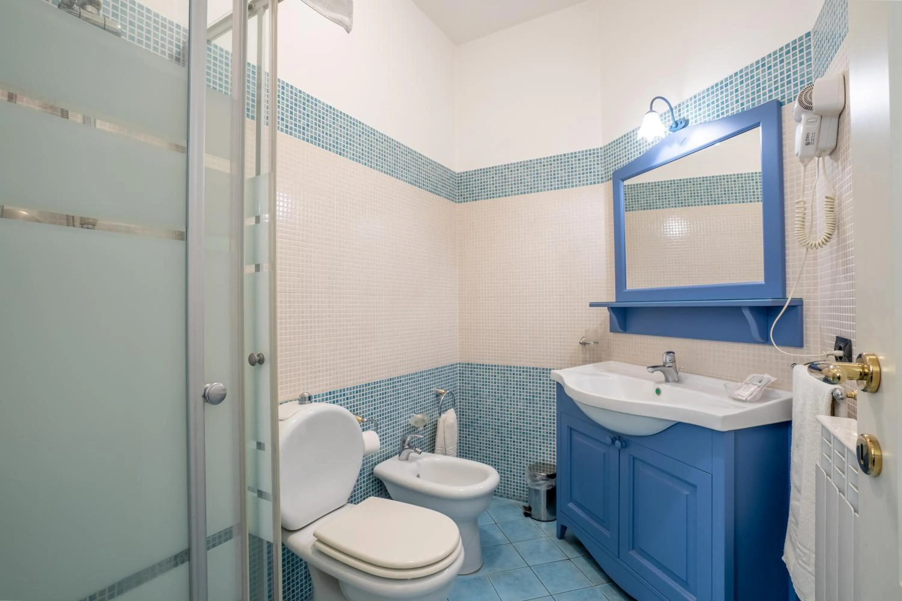 ALHAMBRA - Guest House di Charme