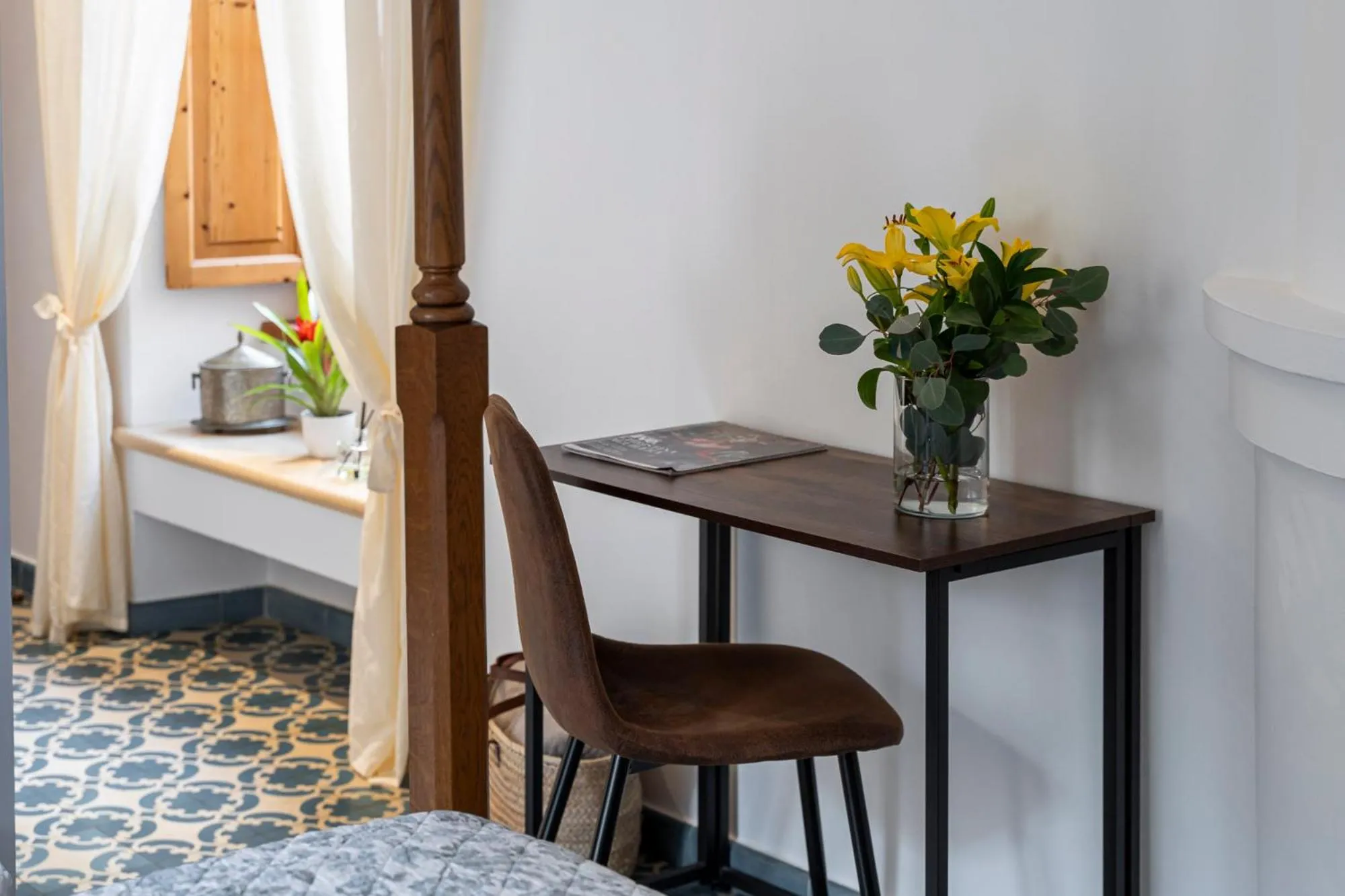 Seating area, Bed in Ca's Xorc Luxury Retreat - ADULTS ONLY