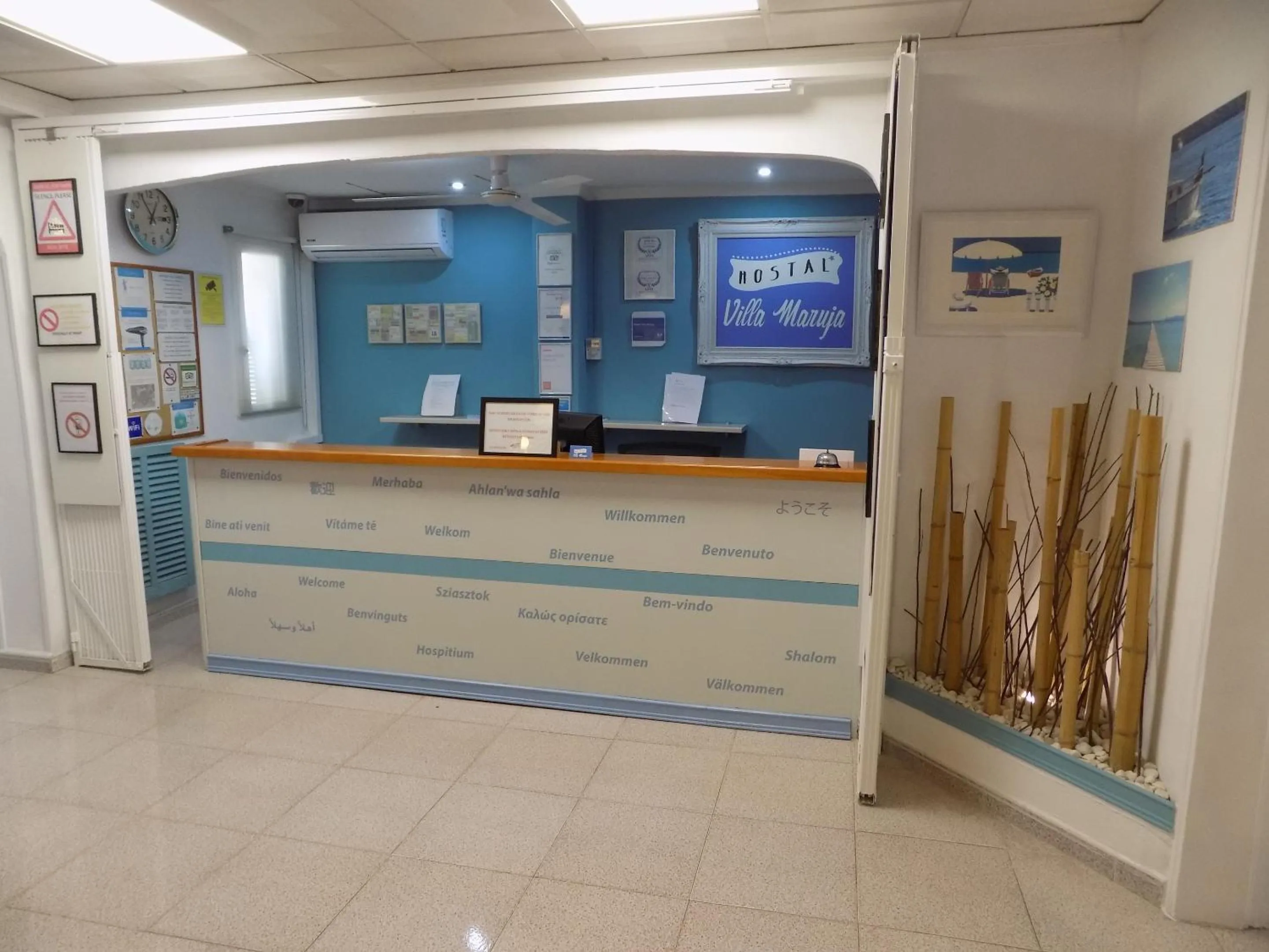 Facade/entrance in Hostal Villa Maruja