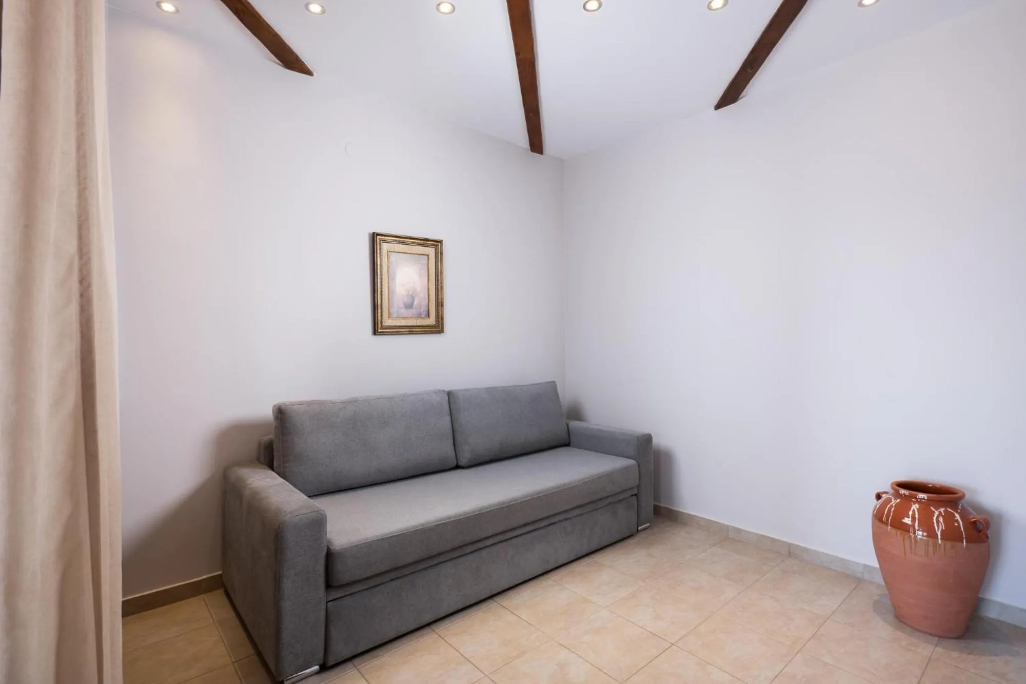 Photo of the whole room in Alexandros Palace