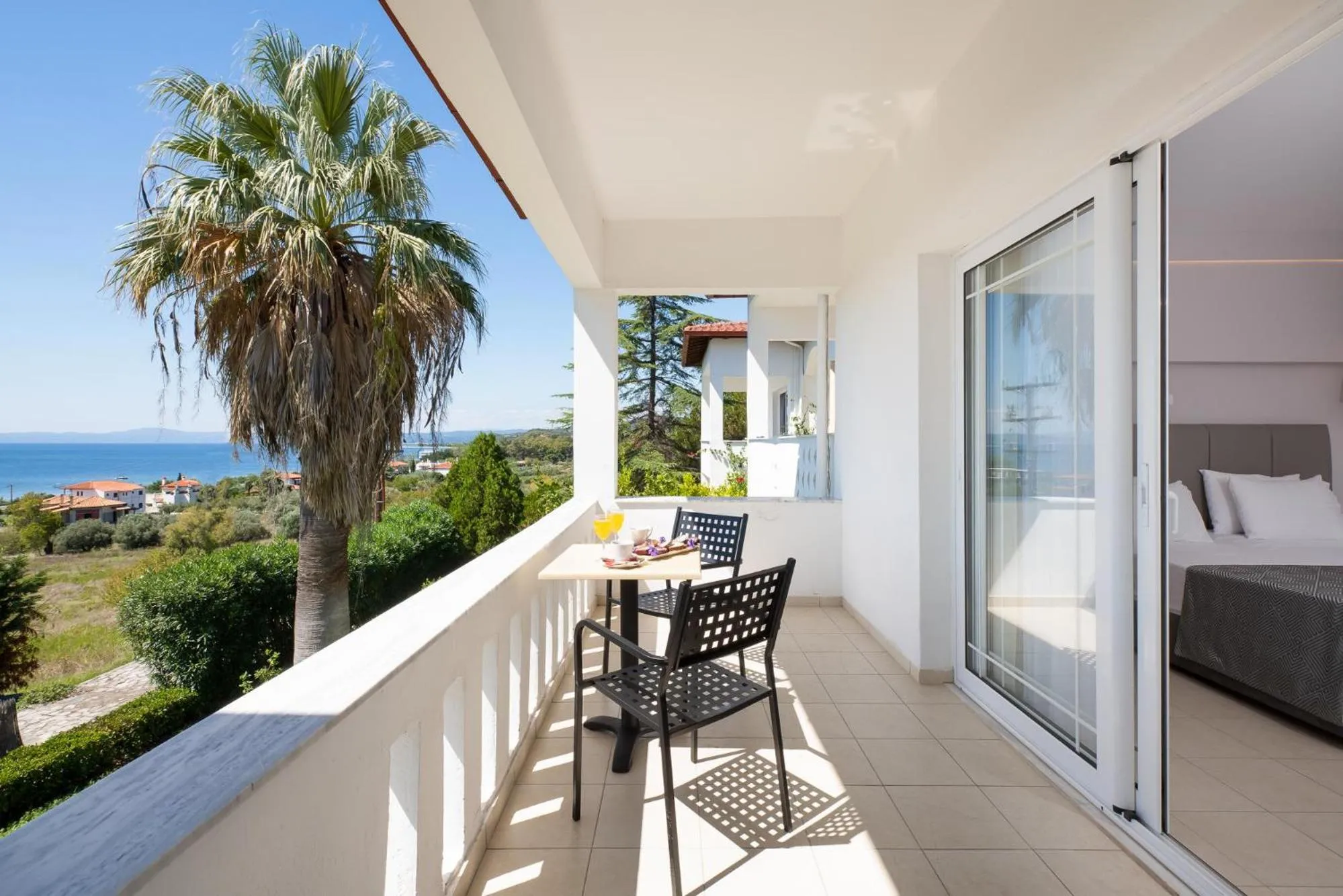 Balcony/Terrace, Bed in Alexandros Palace