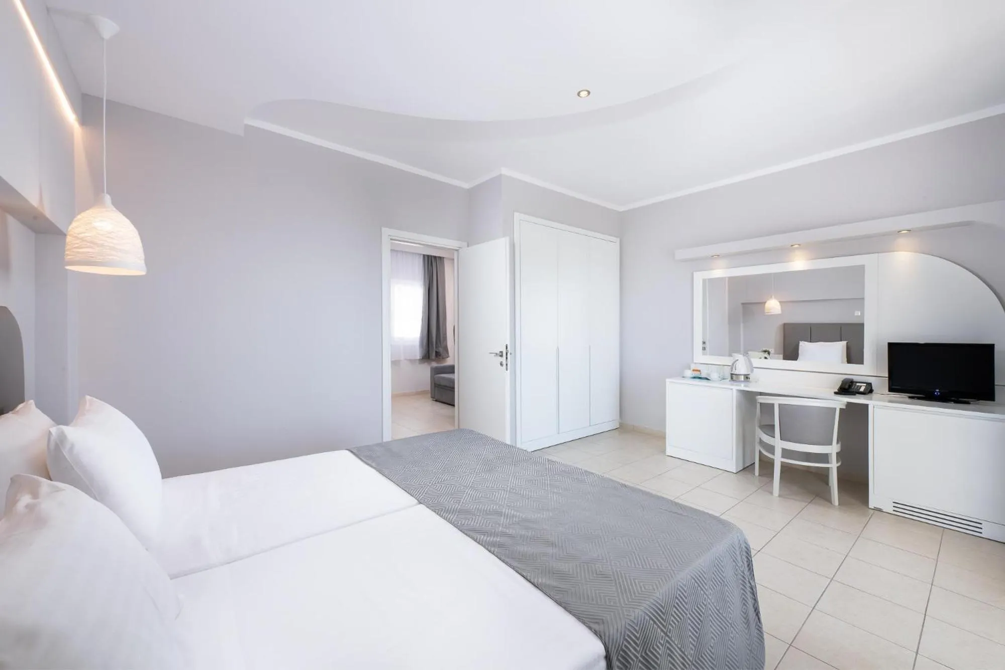 Photo of the whole room, Bed in Alexandros Palace