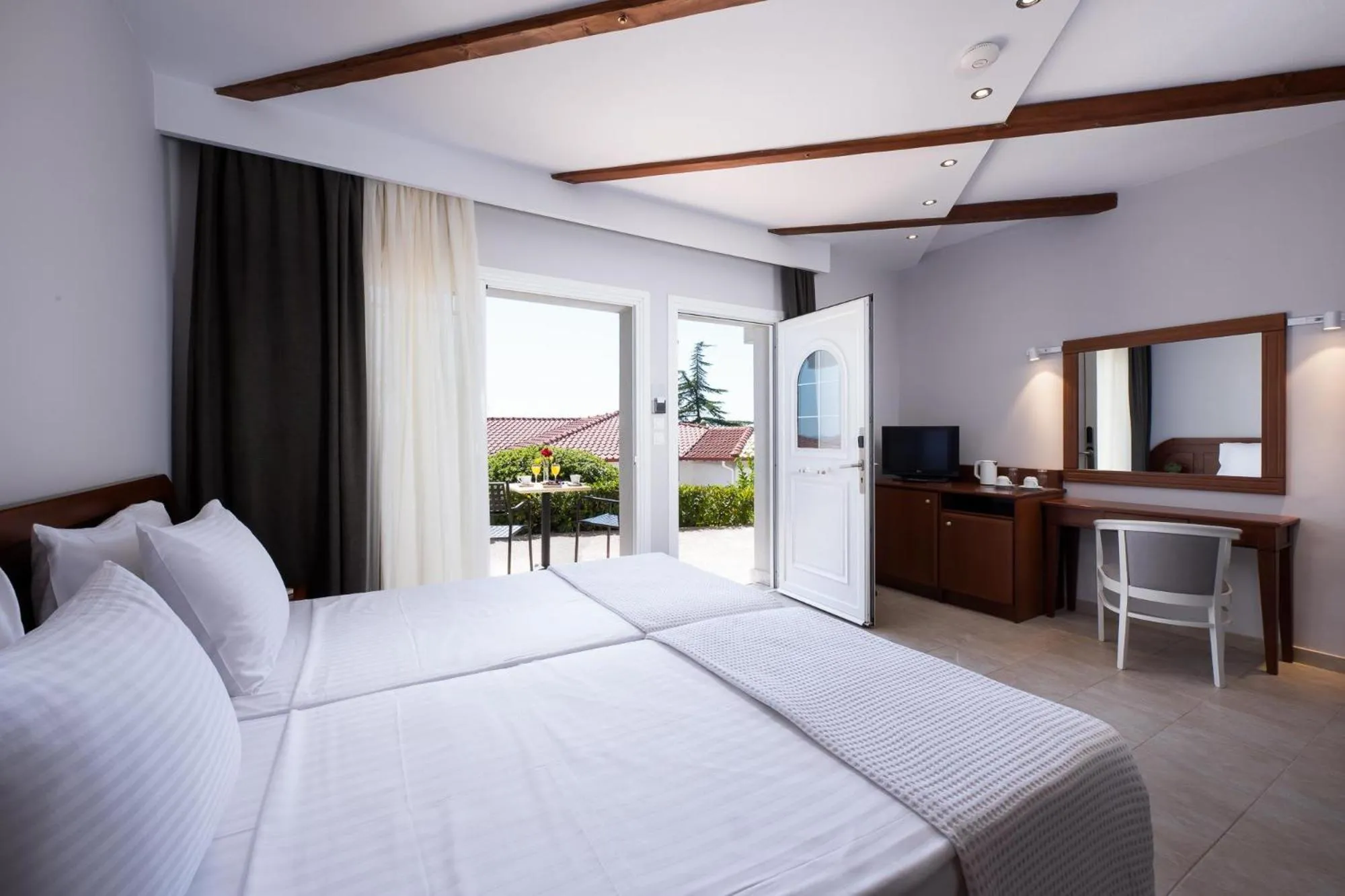 Lobby or reception, Bed in Alexandros Palace