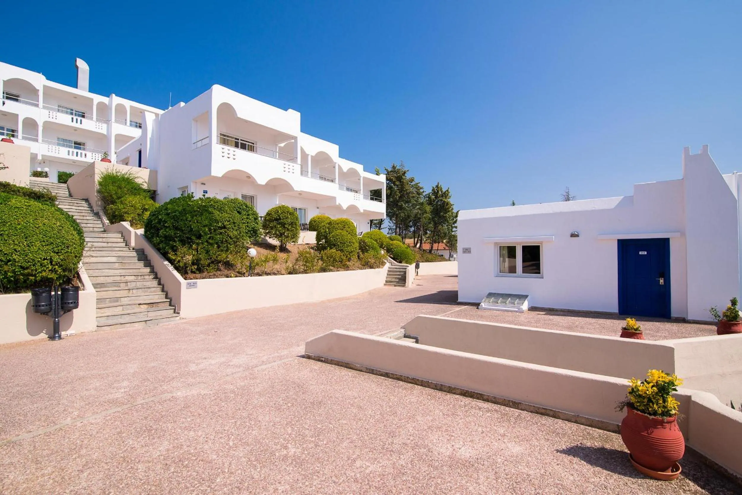 Property building in Alexandros Palace