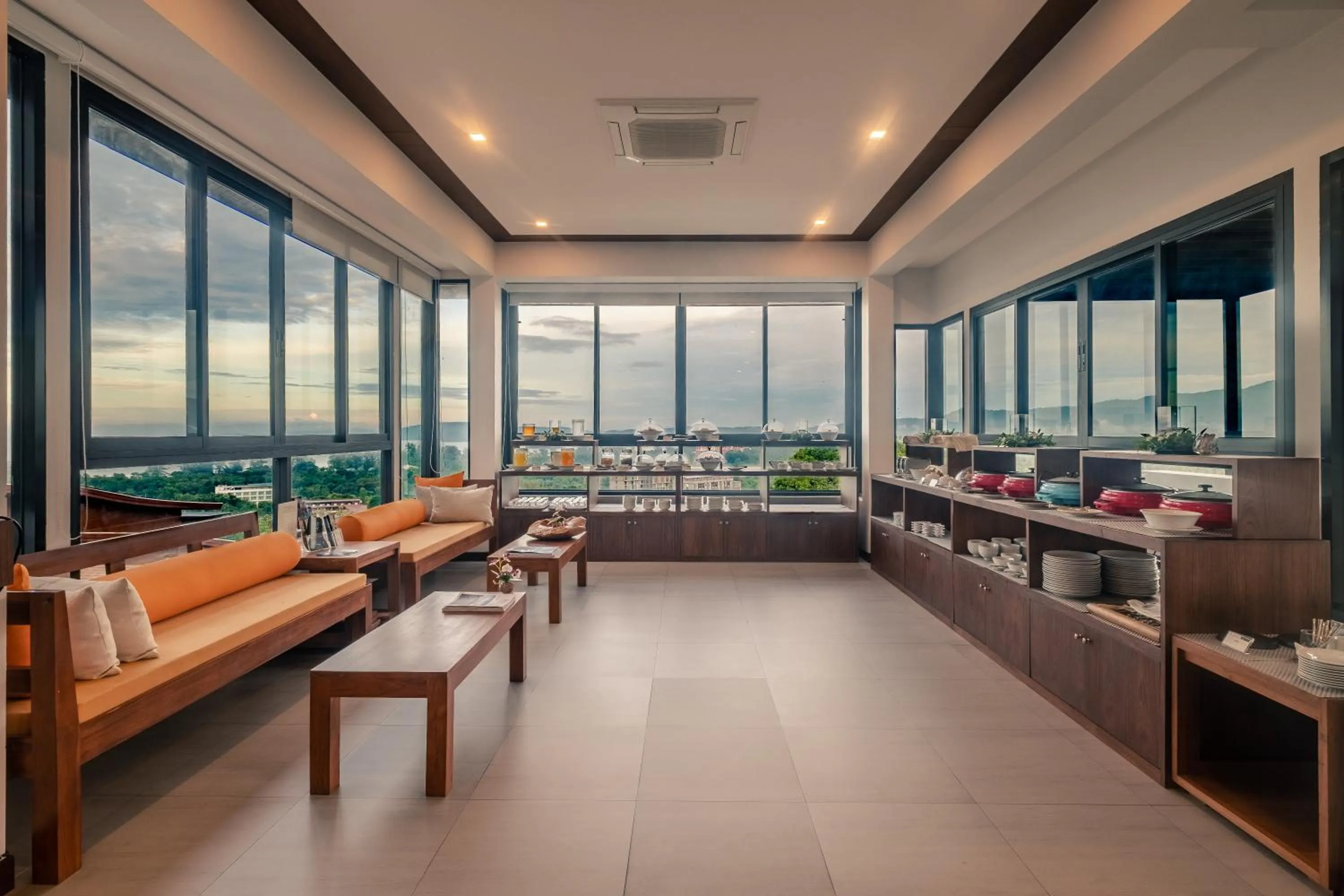 Food and drinks in Andakiri Pool Villa Panoramic Sea View