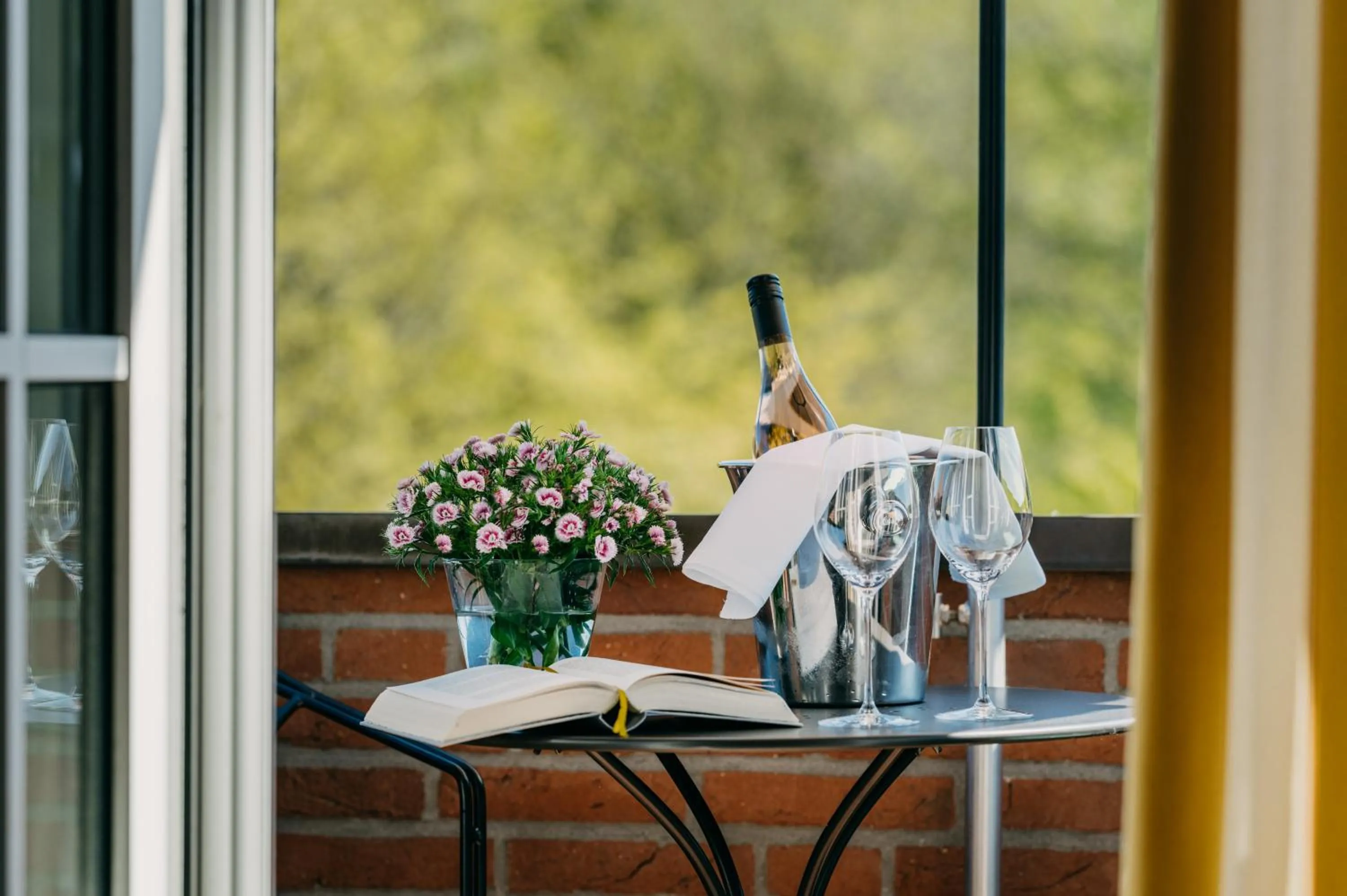 Balcony/Terrace in Romantik Hotel Jagdhaus Eiden am See