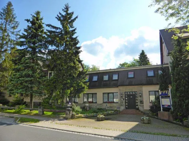 Property building in Familien-Hotel Am Tränkbachtal Frauenwald