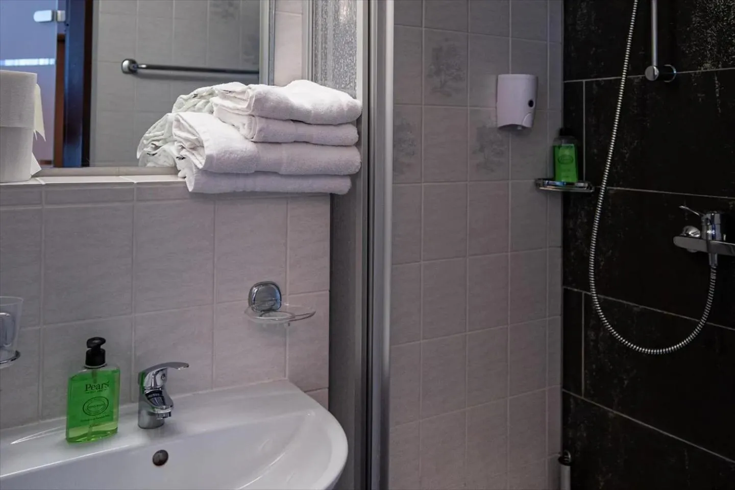 Bathroom in Familien-Hotel Am Tränkbachtal Frauenwald