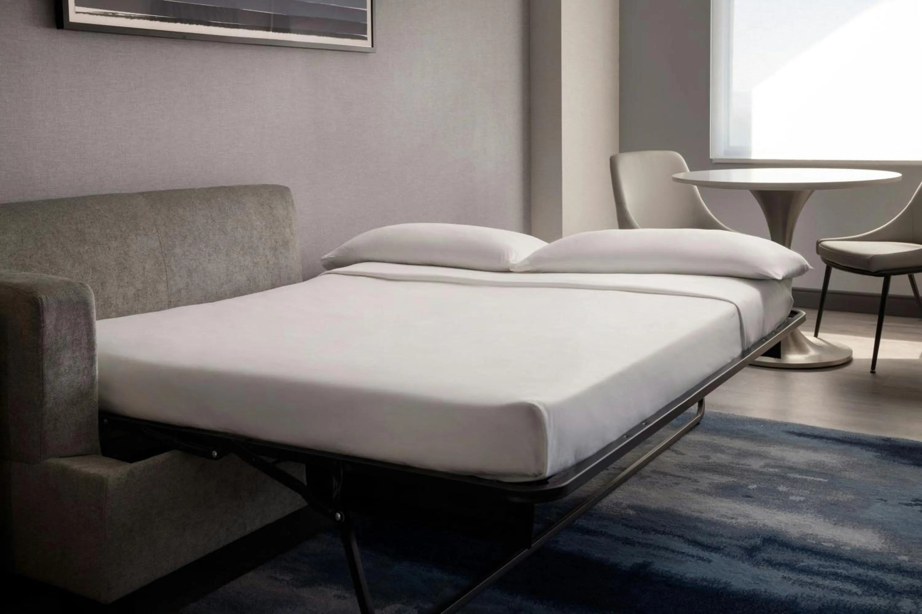 Photo of the whole room, Bed in Las Vegas Marriott