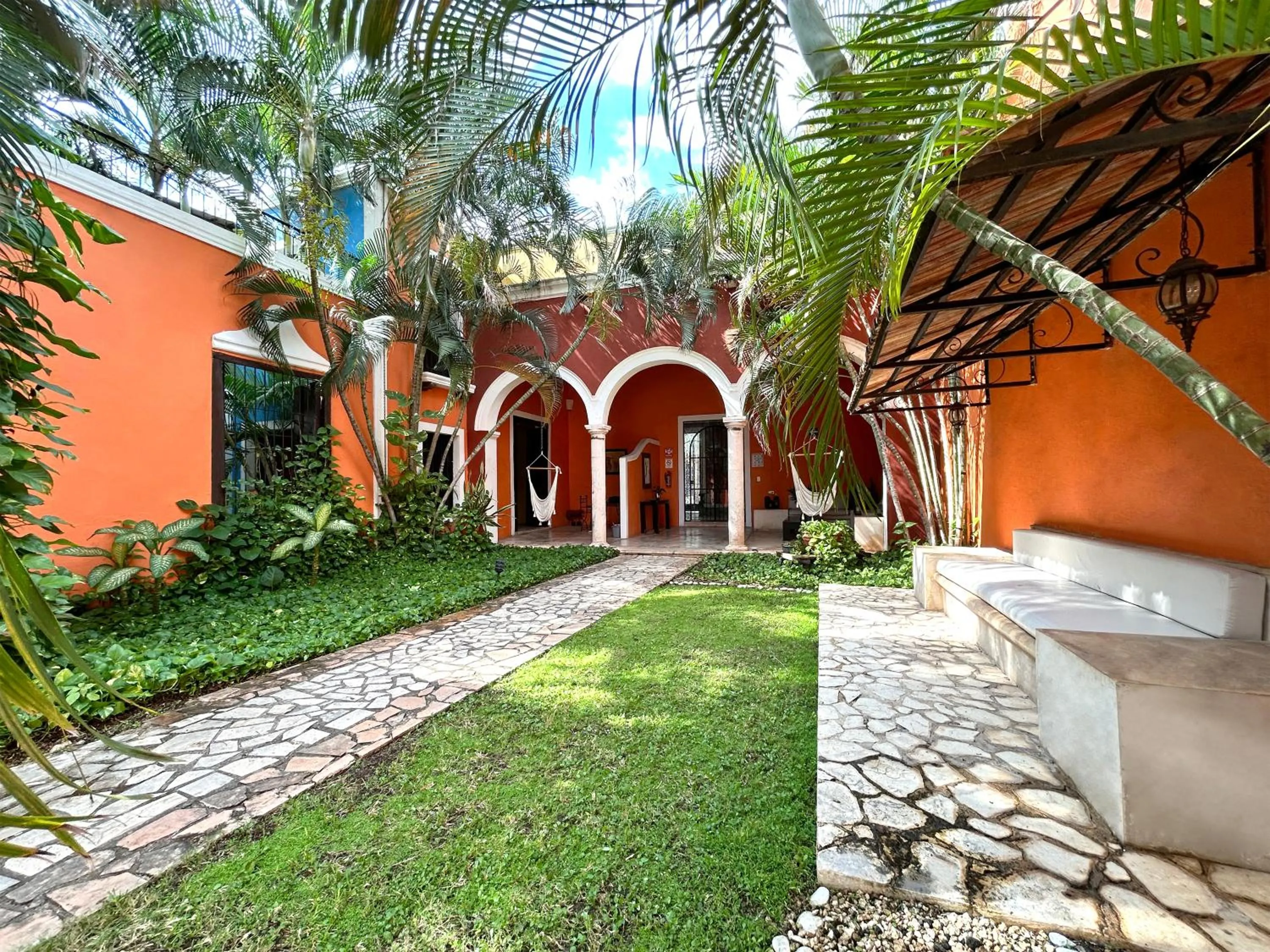 Inner courtyard view in Art 64 Hotel Boutique - Adults Only