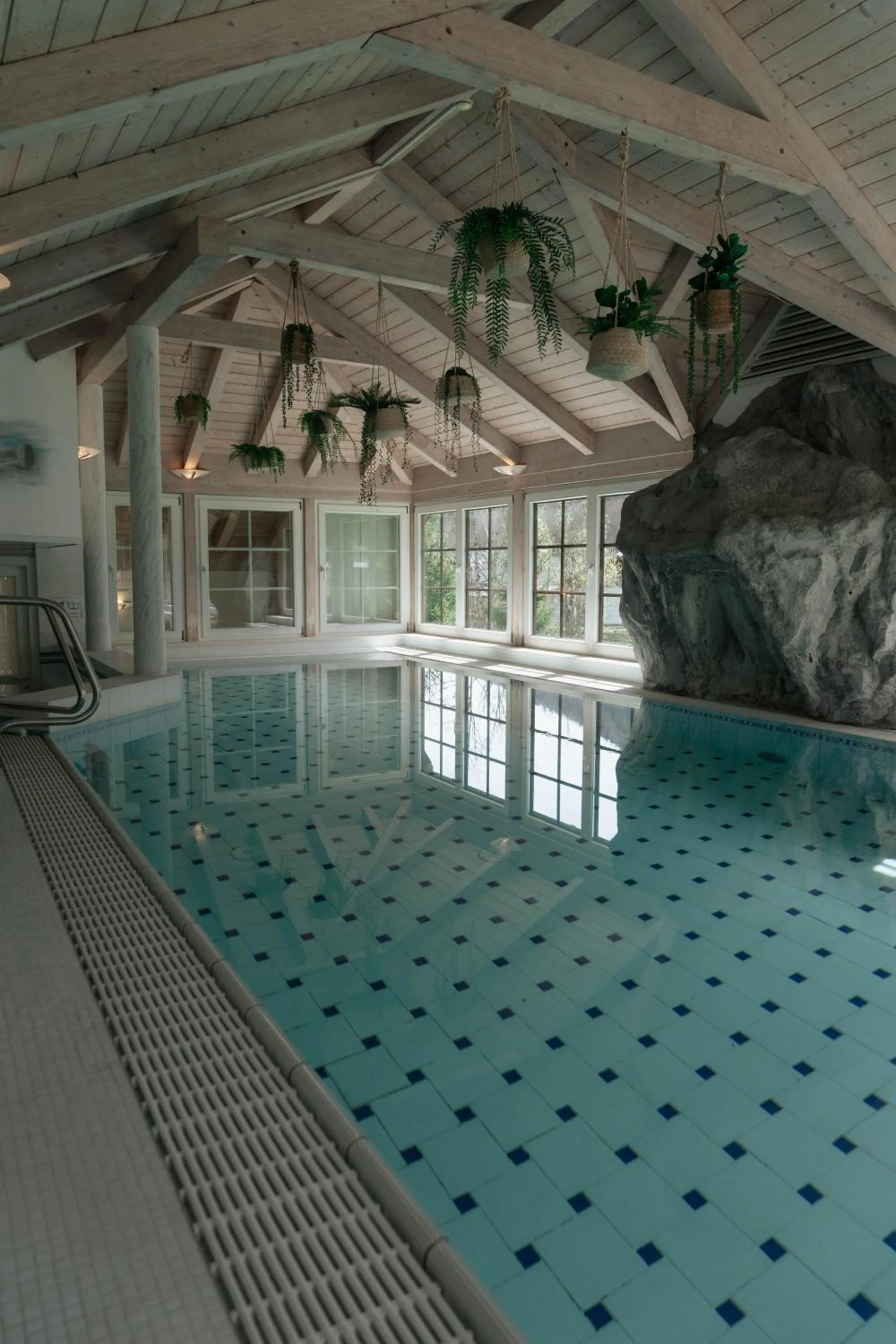 Pool view in Bergrose Hideaway