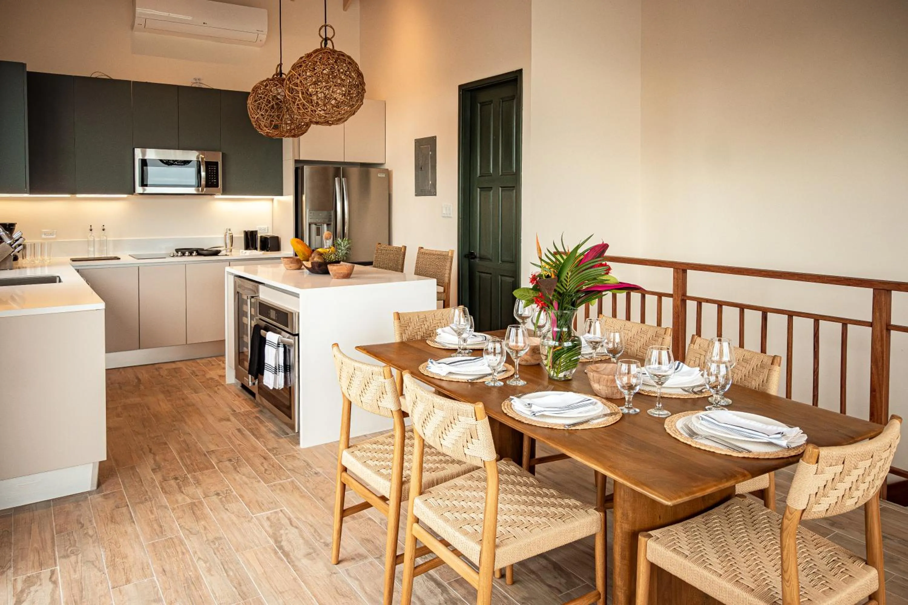 Dining area in Itz'ana Resort & Residences