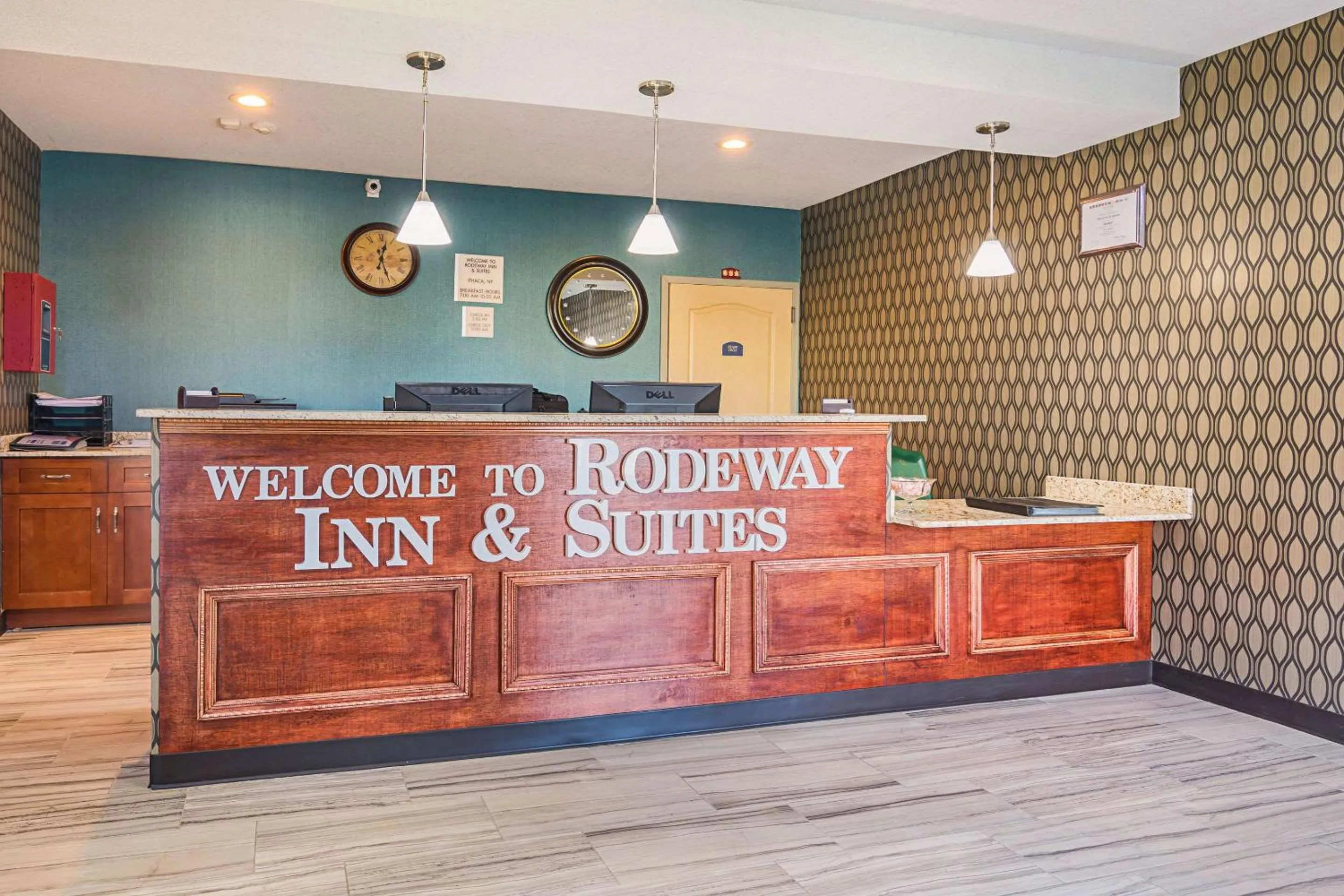 Lobby or reception in Rodeway Inn & Suites Ithaca South