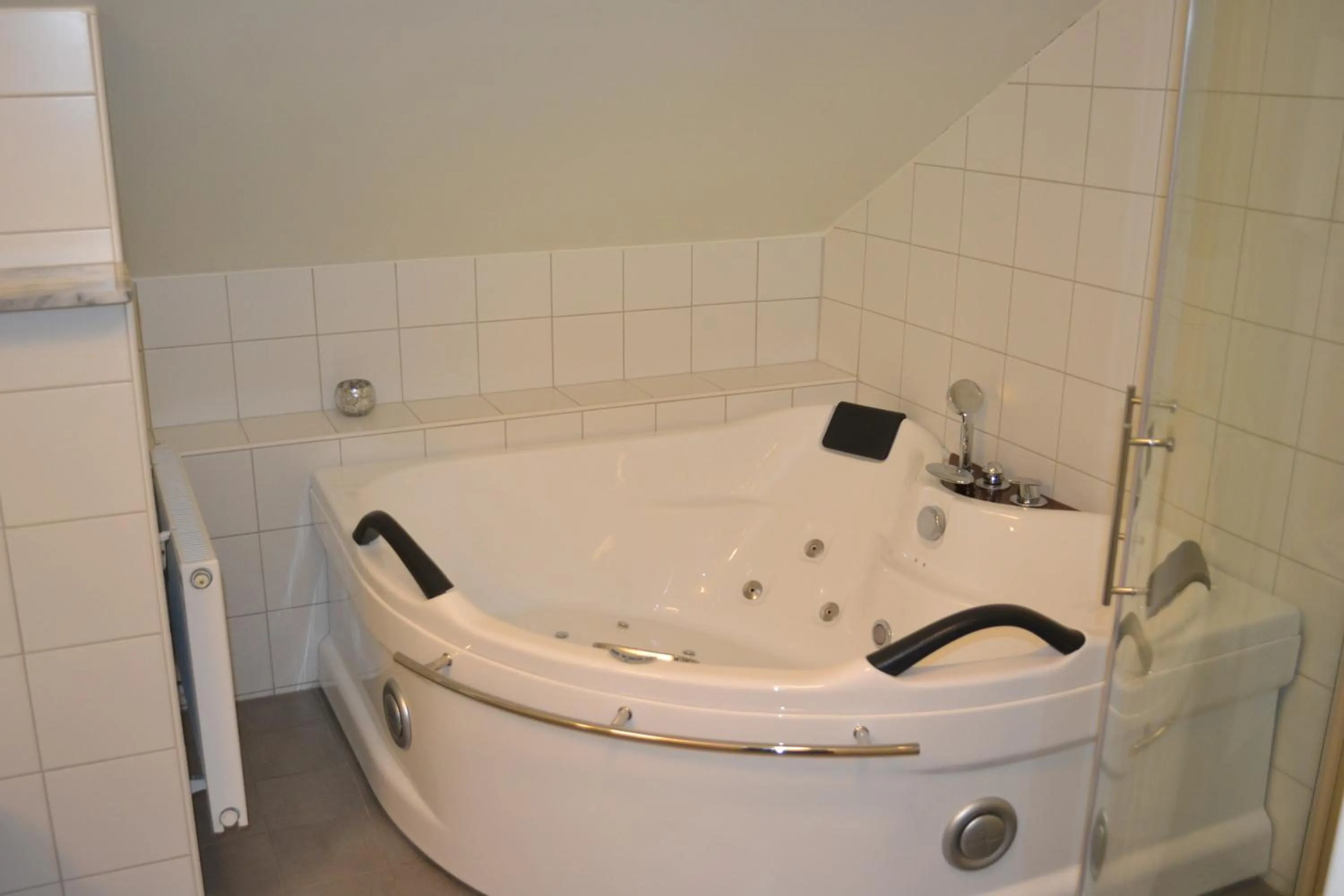 Shower in Hotell Nostalgi