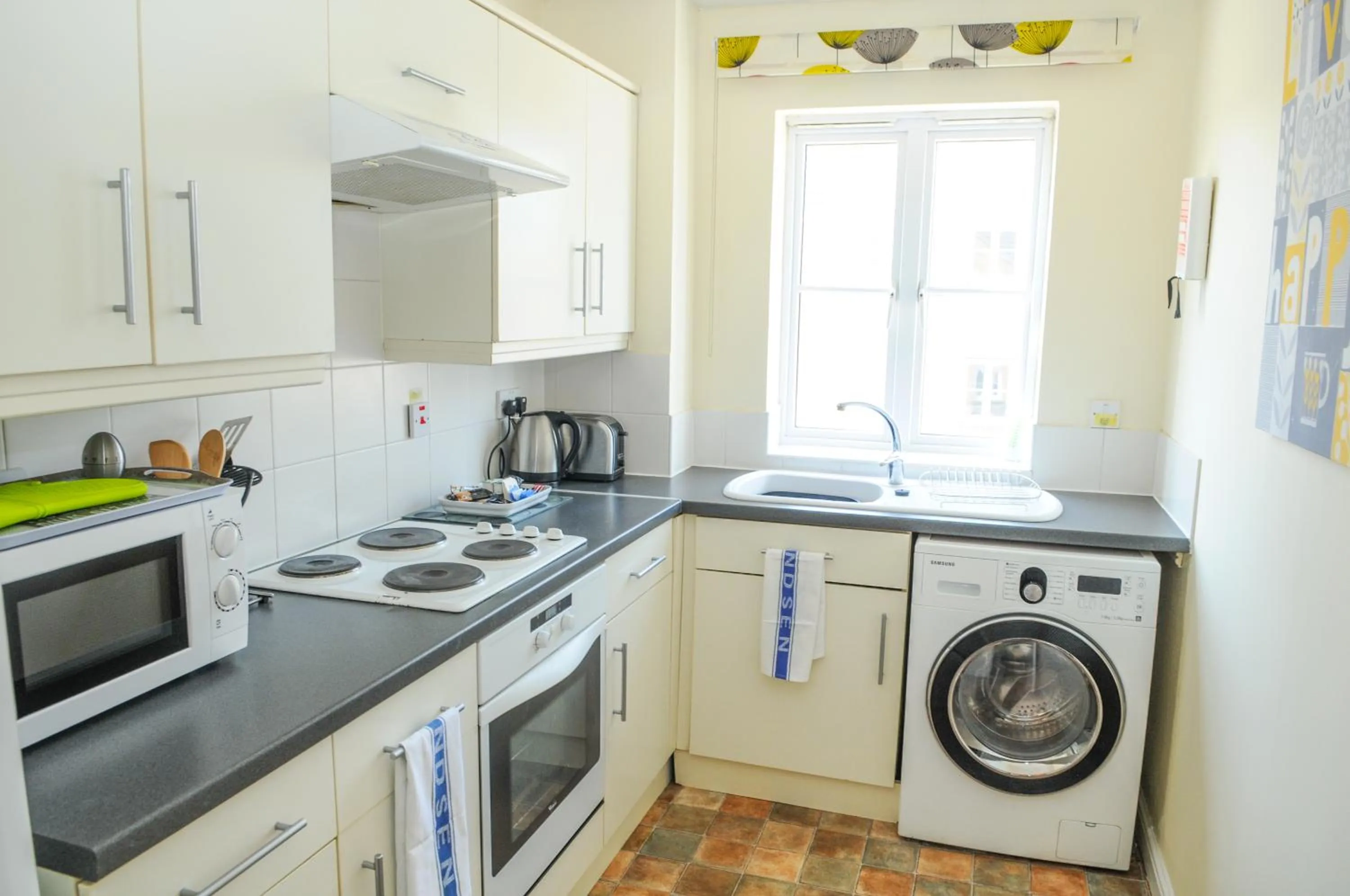 Kitchen or kitchenette in Orchard Gate Apartments from Your Stay Bristol