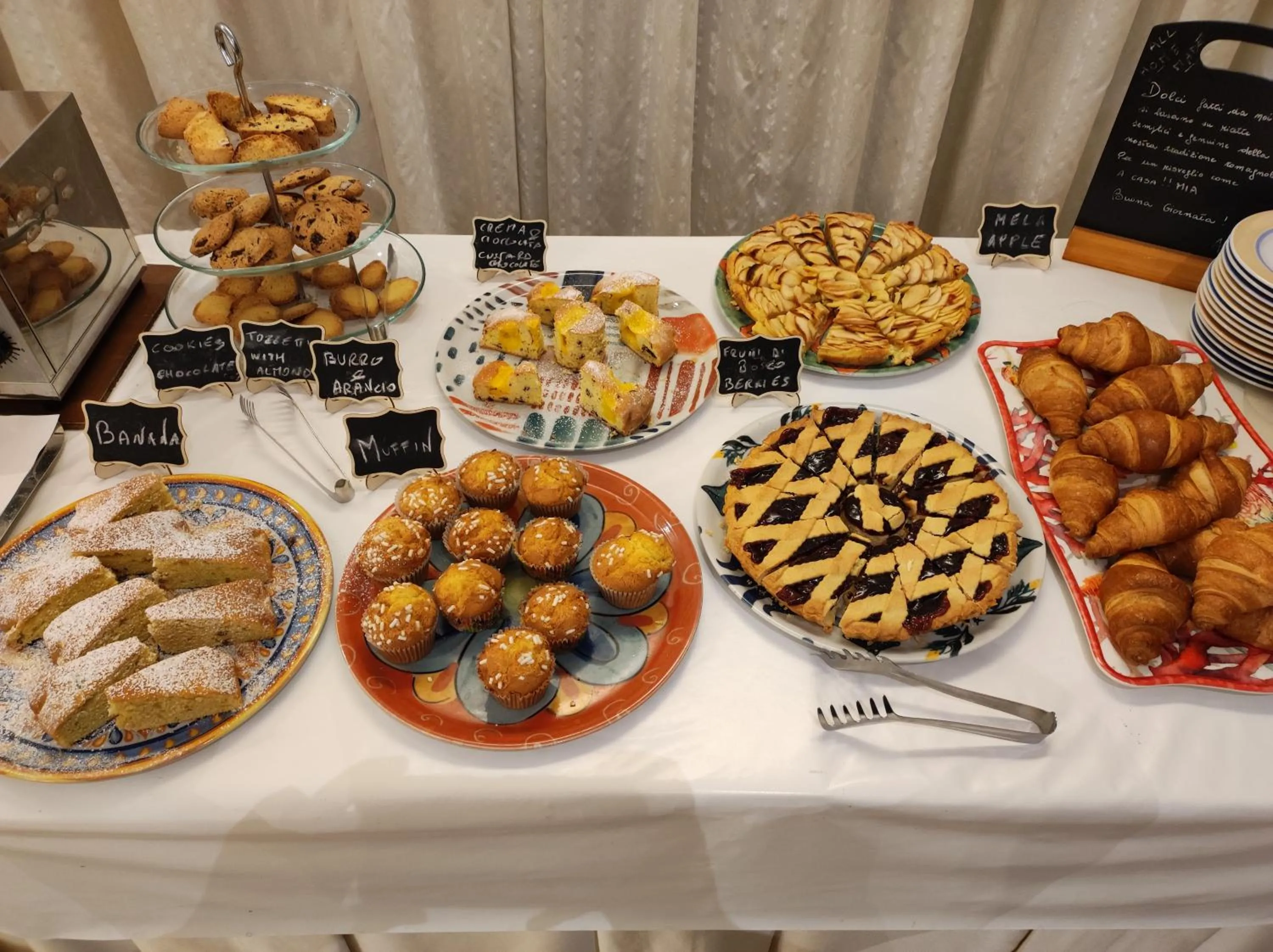 Buffet breakfast in ACasaMia WelcHome Hotel